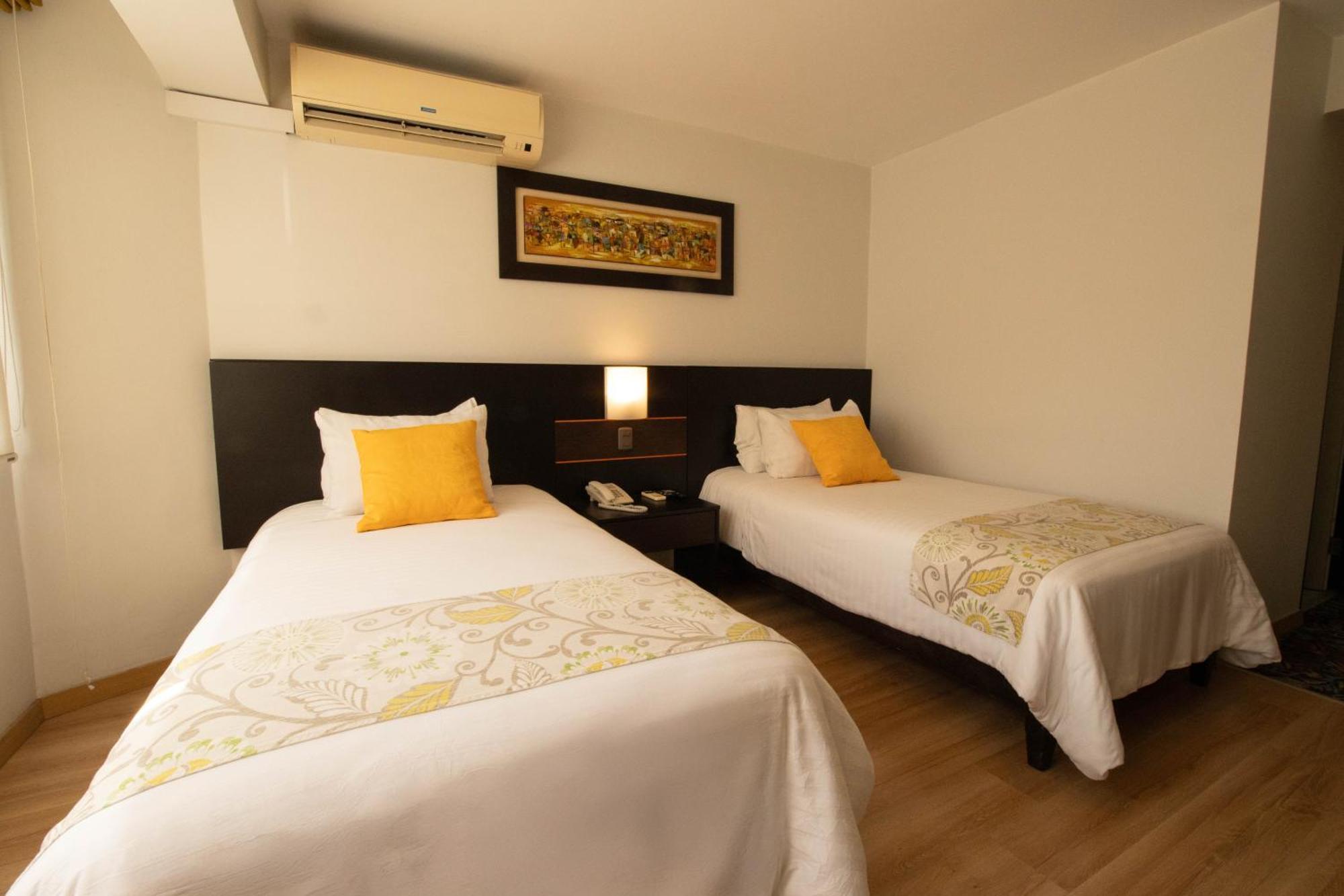 Twin Room,1758311180:JPEG