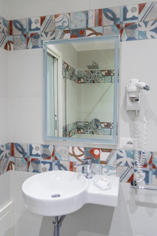 Deluxe Double or Twin Room Balcony