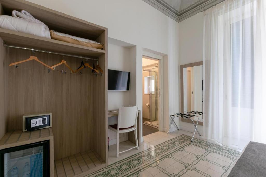 Deluxe Double or Twin Room Balcony