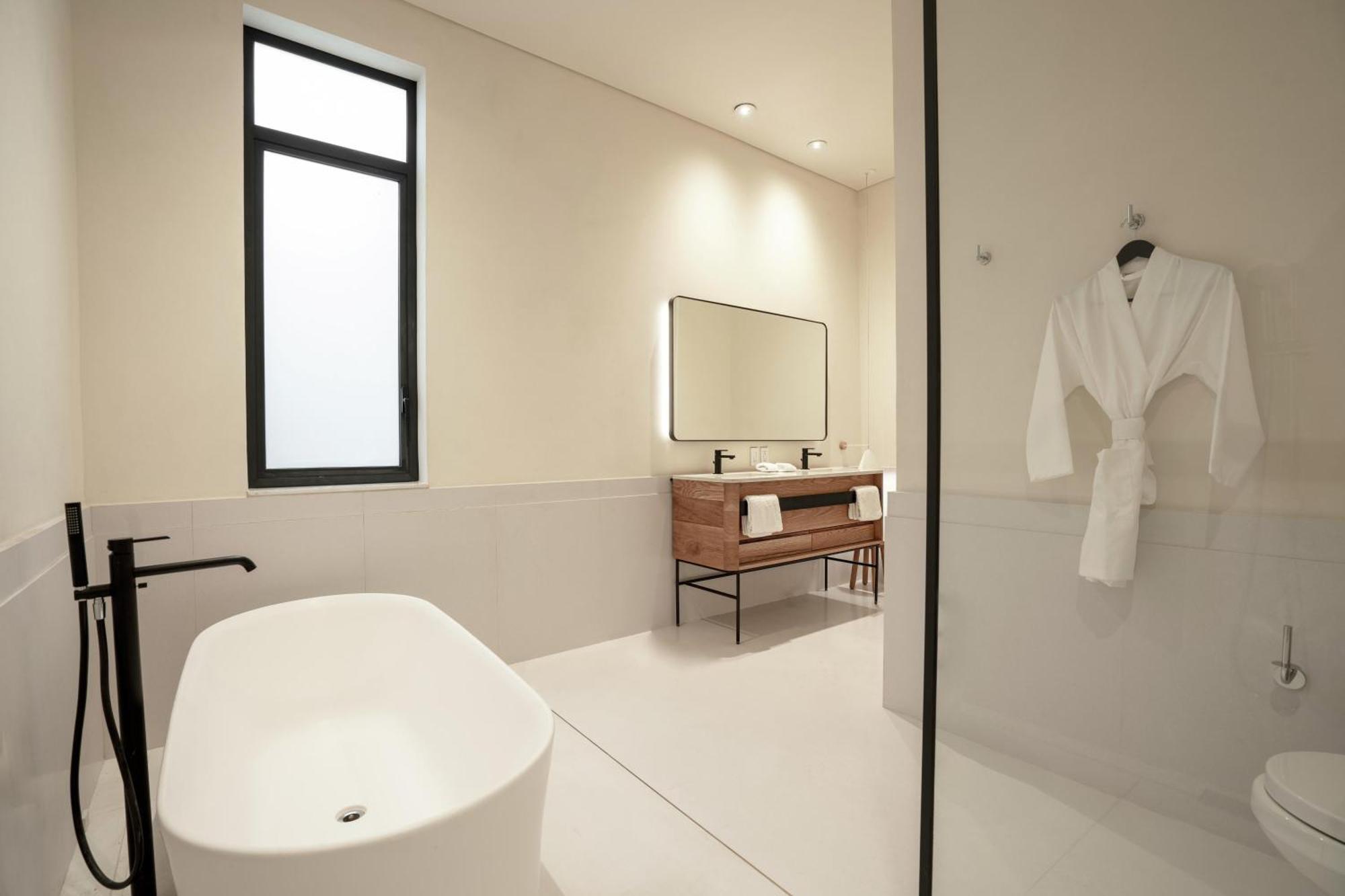 One-Bedroom Premium King Suite