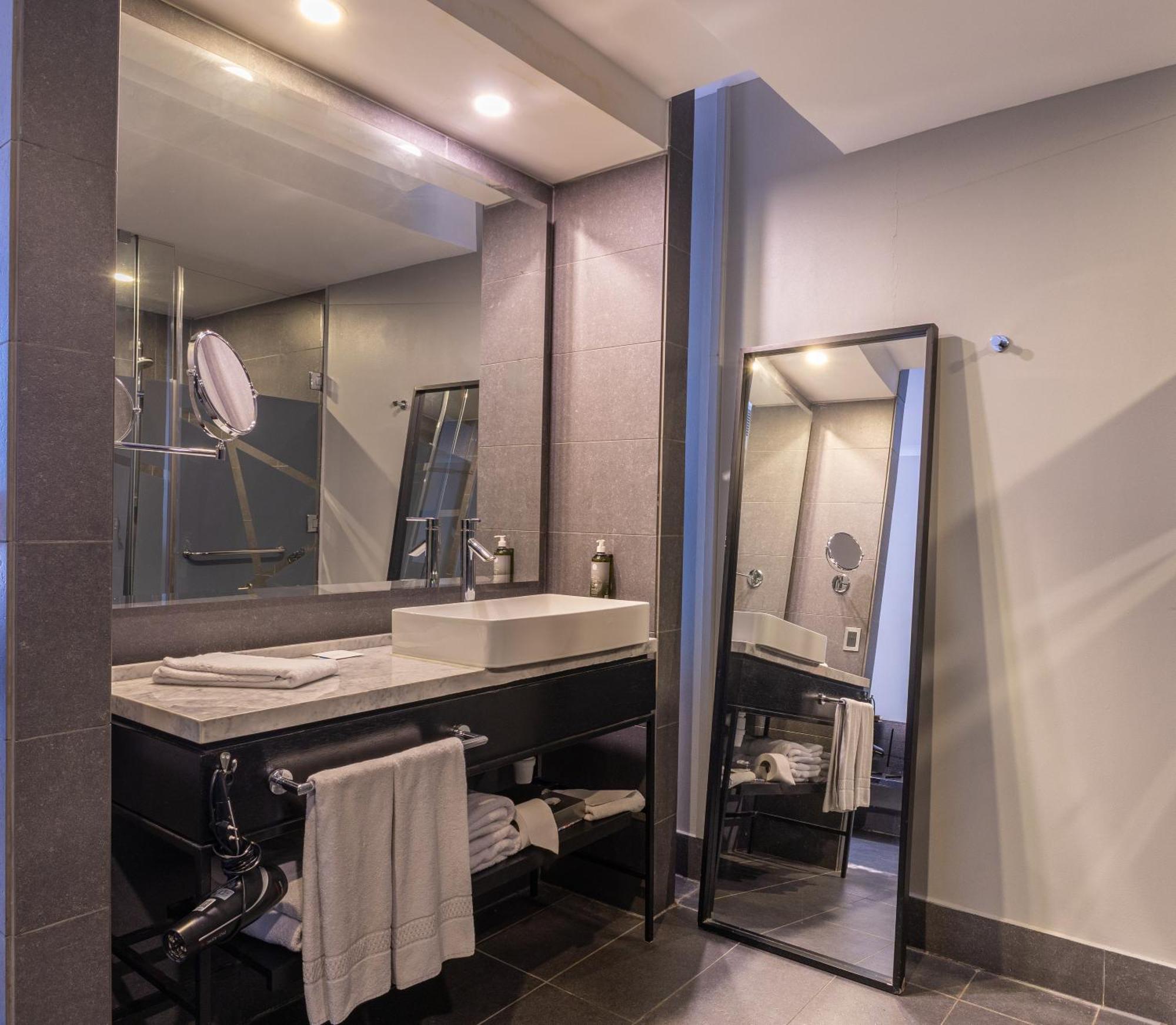 Double Room Two Double Beds Non-Smoking