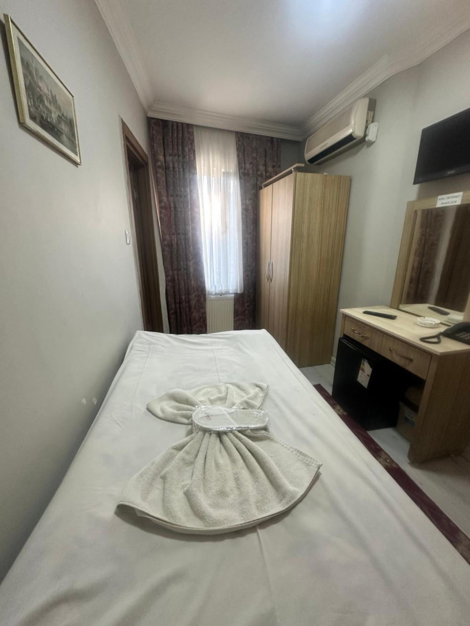 Single Room Private Bathroom