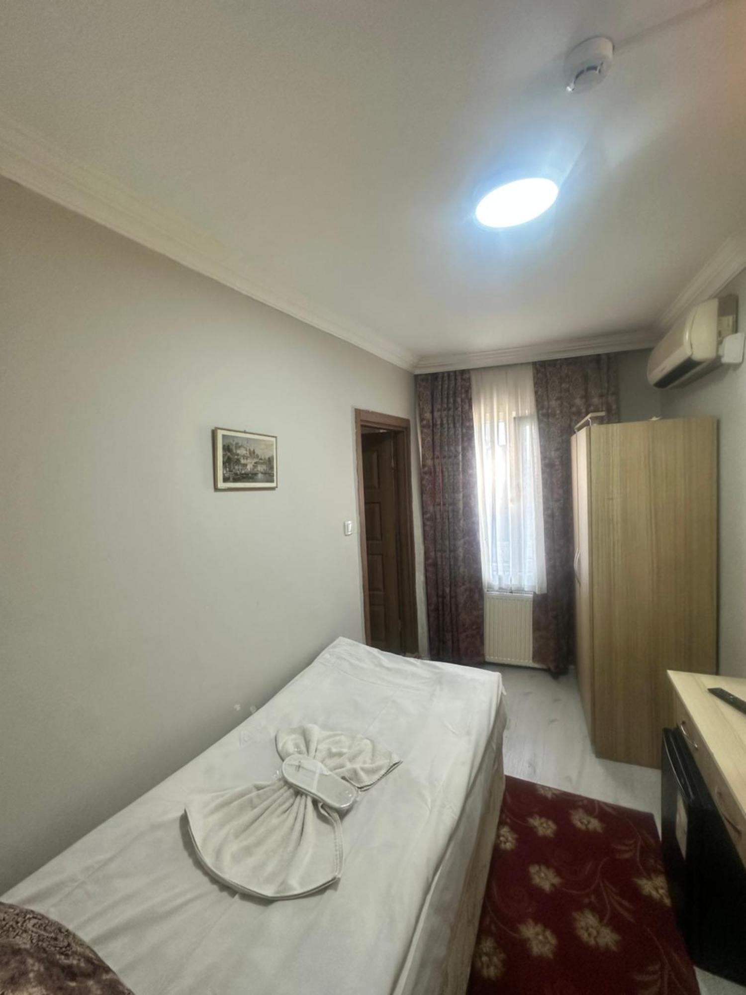 Single Room Private Bathroom