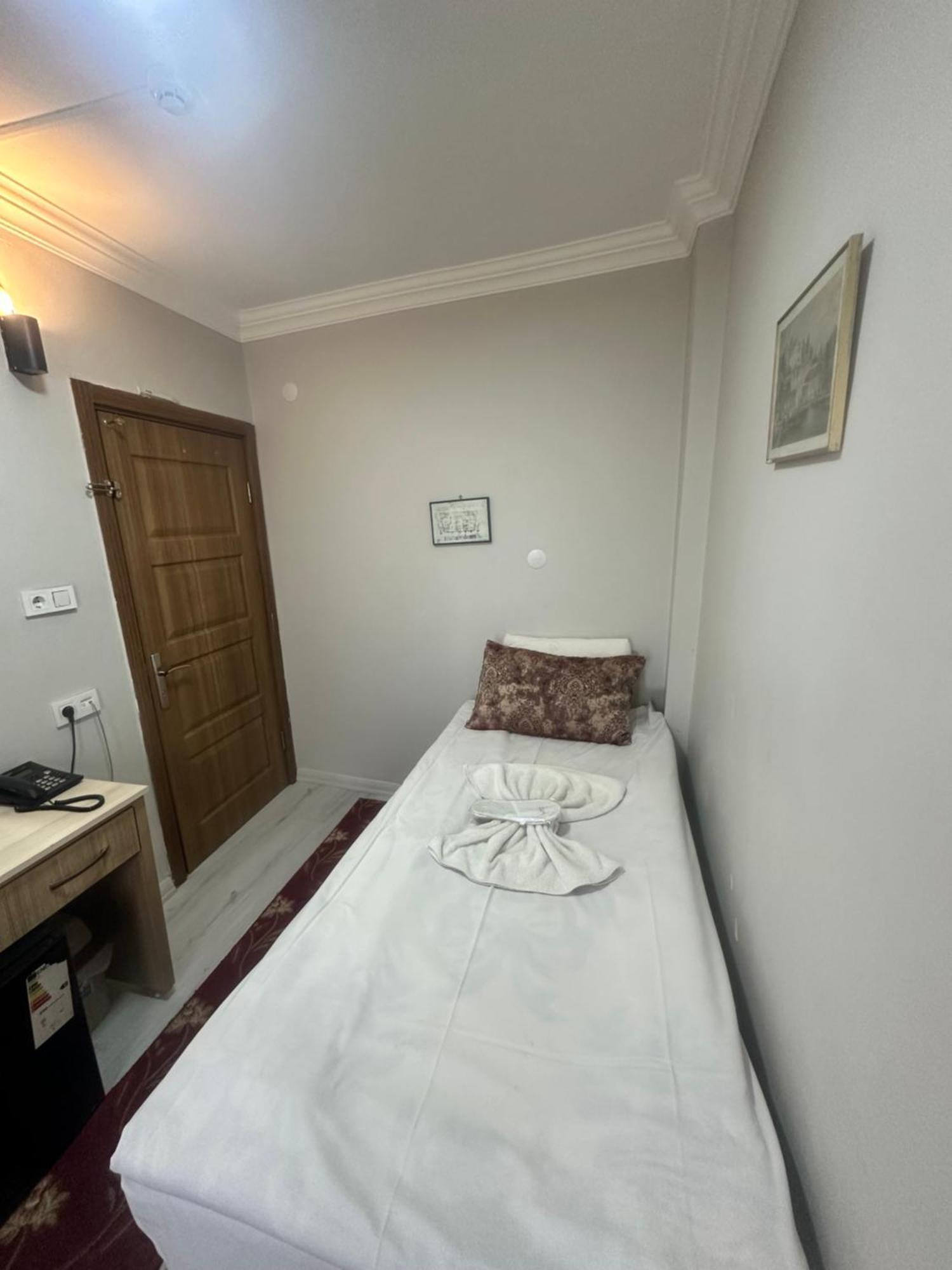 Single Room Private Bathroom