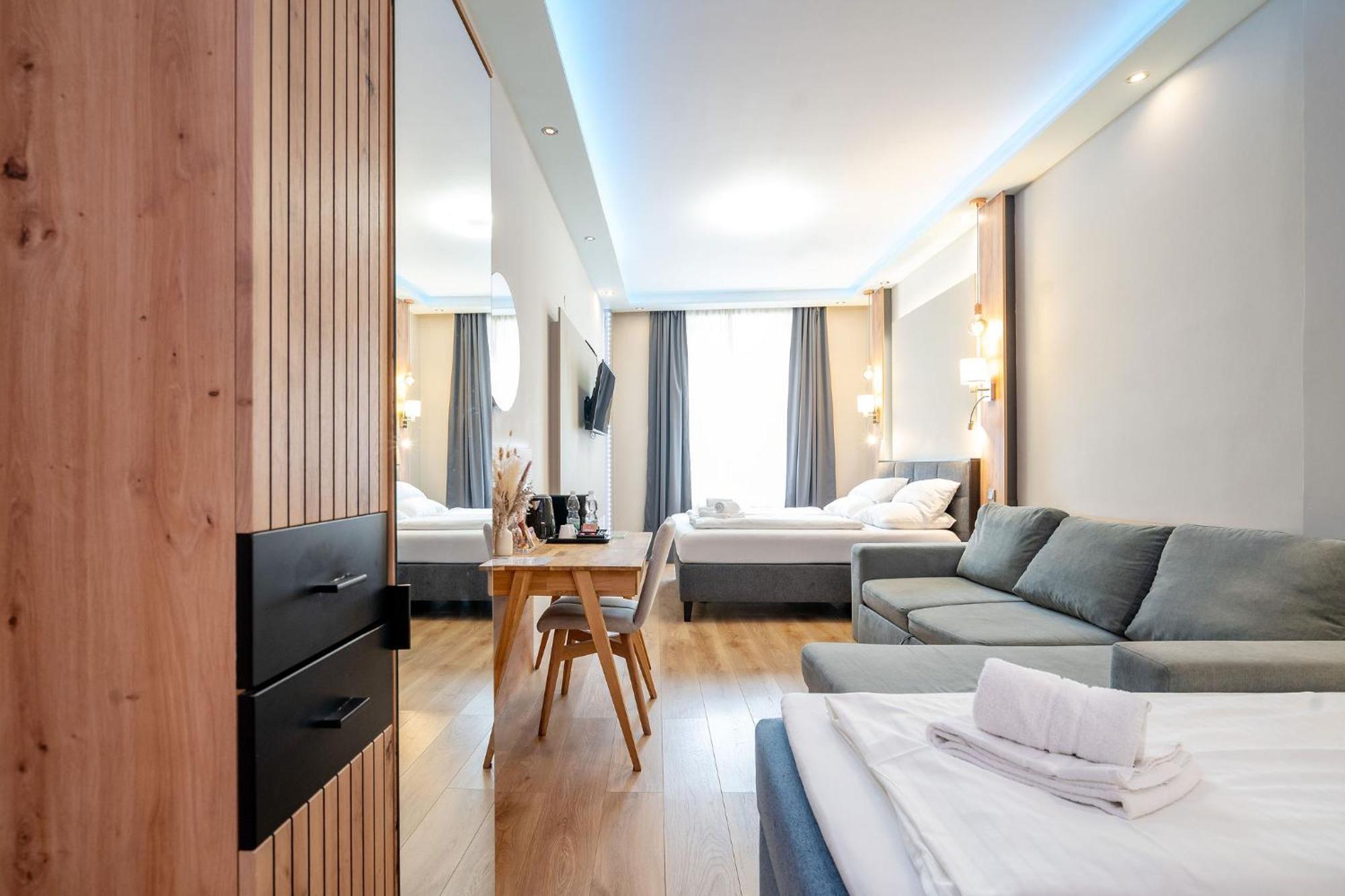 Deluxe Junior Suite
