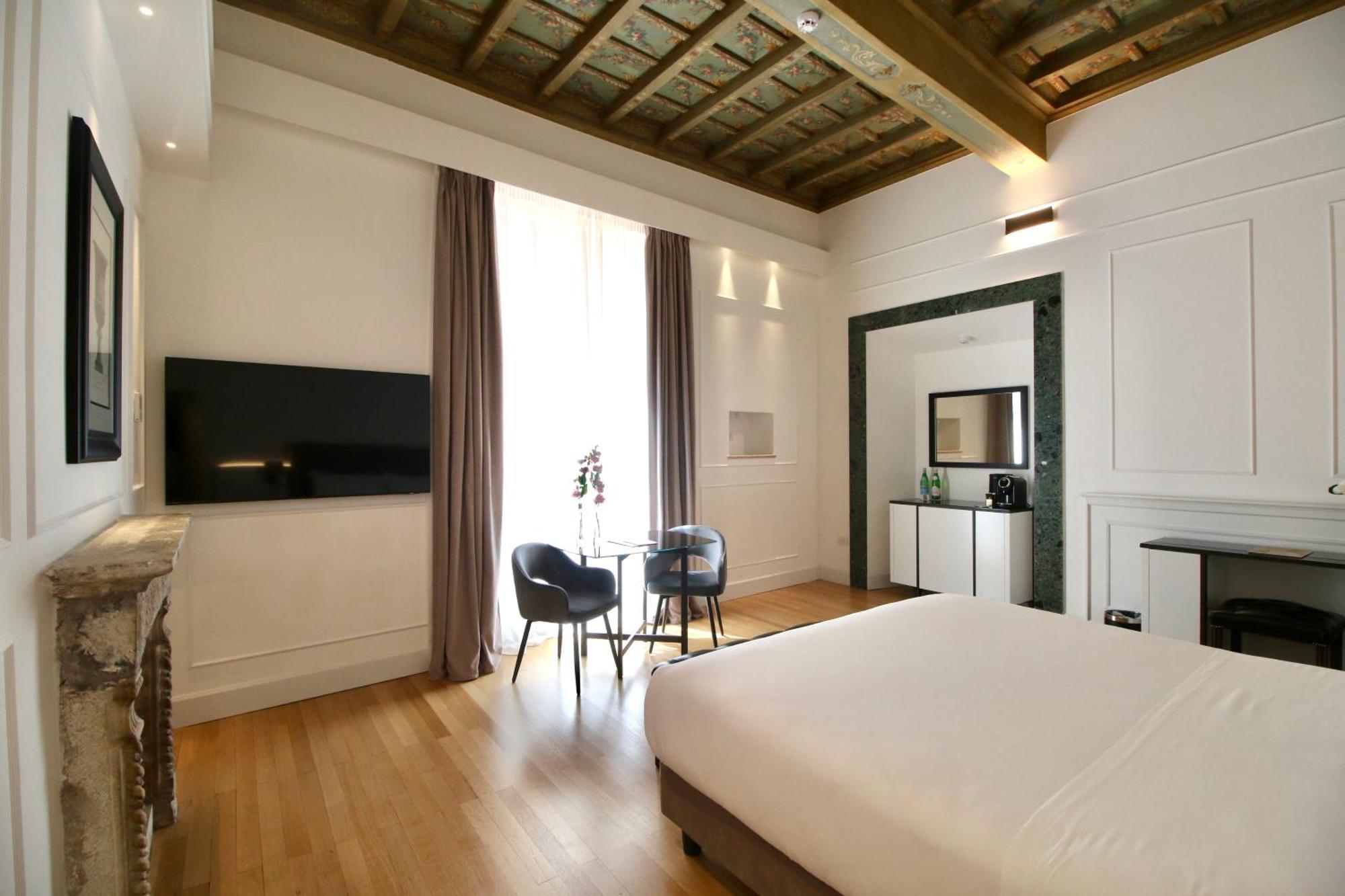 Two Connecting Deluxe Double Rooms