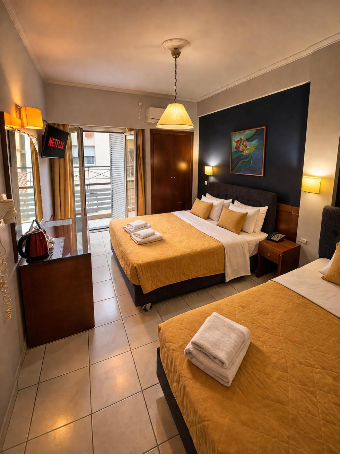 Triple Room