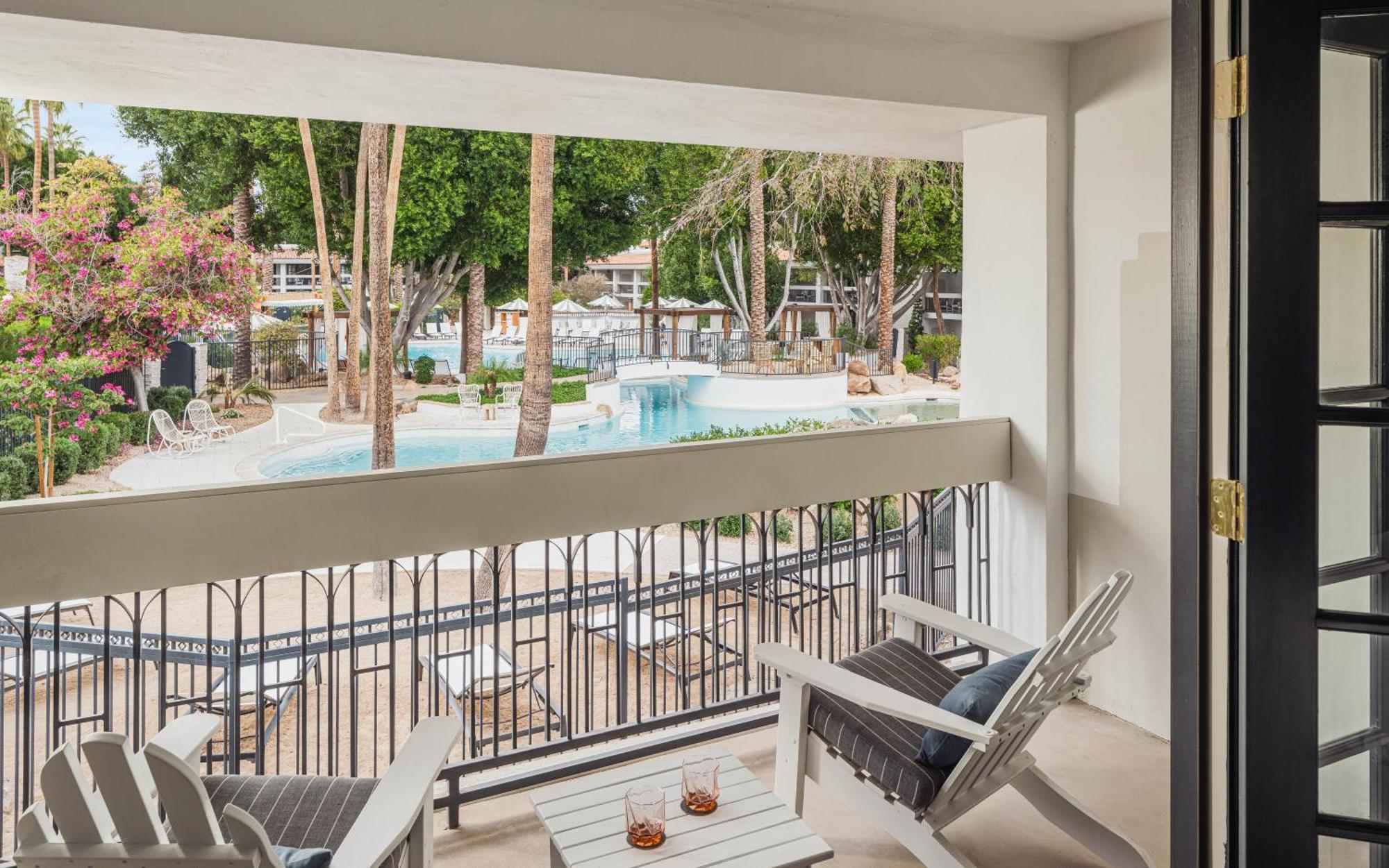 King Room Pool View