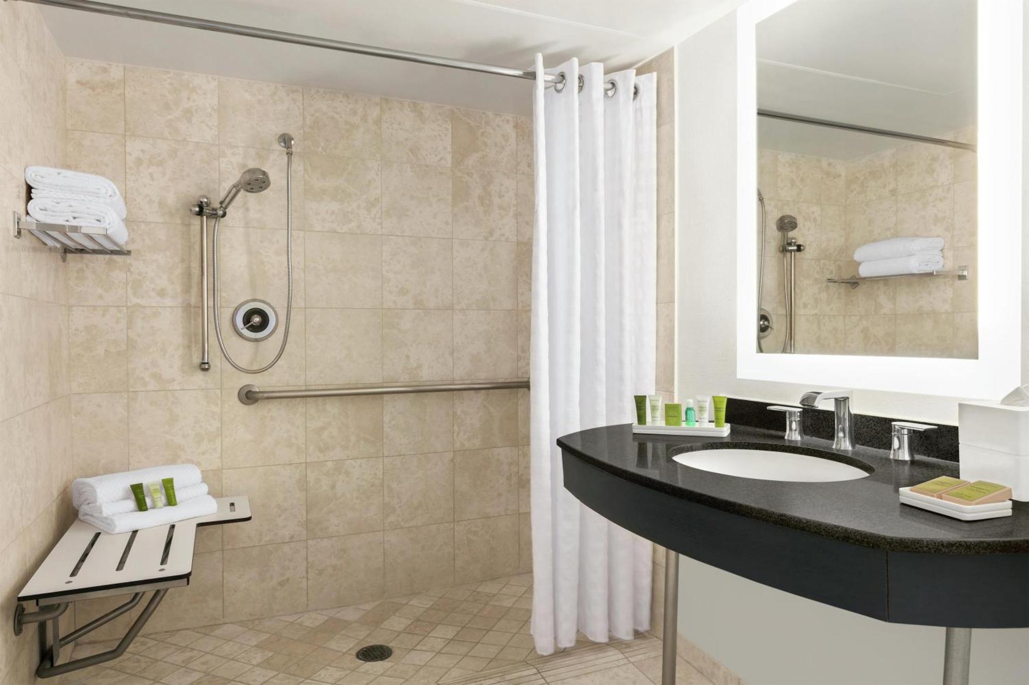 Villa One King Bed Two Queen Beds Roll Shower Mobility Accessible
