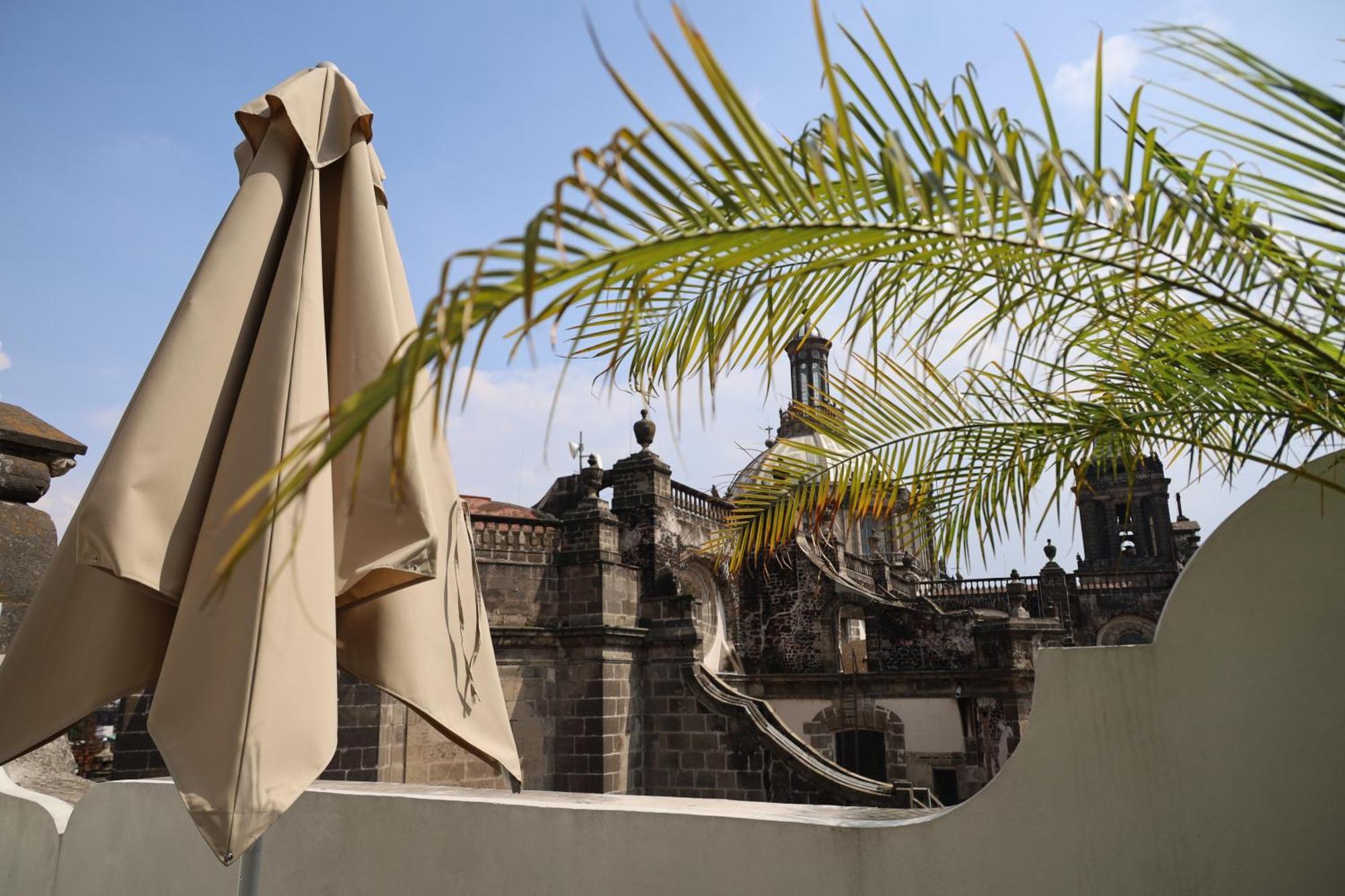 Suite Private Terrace Pyramid Tower