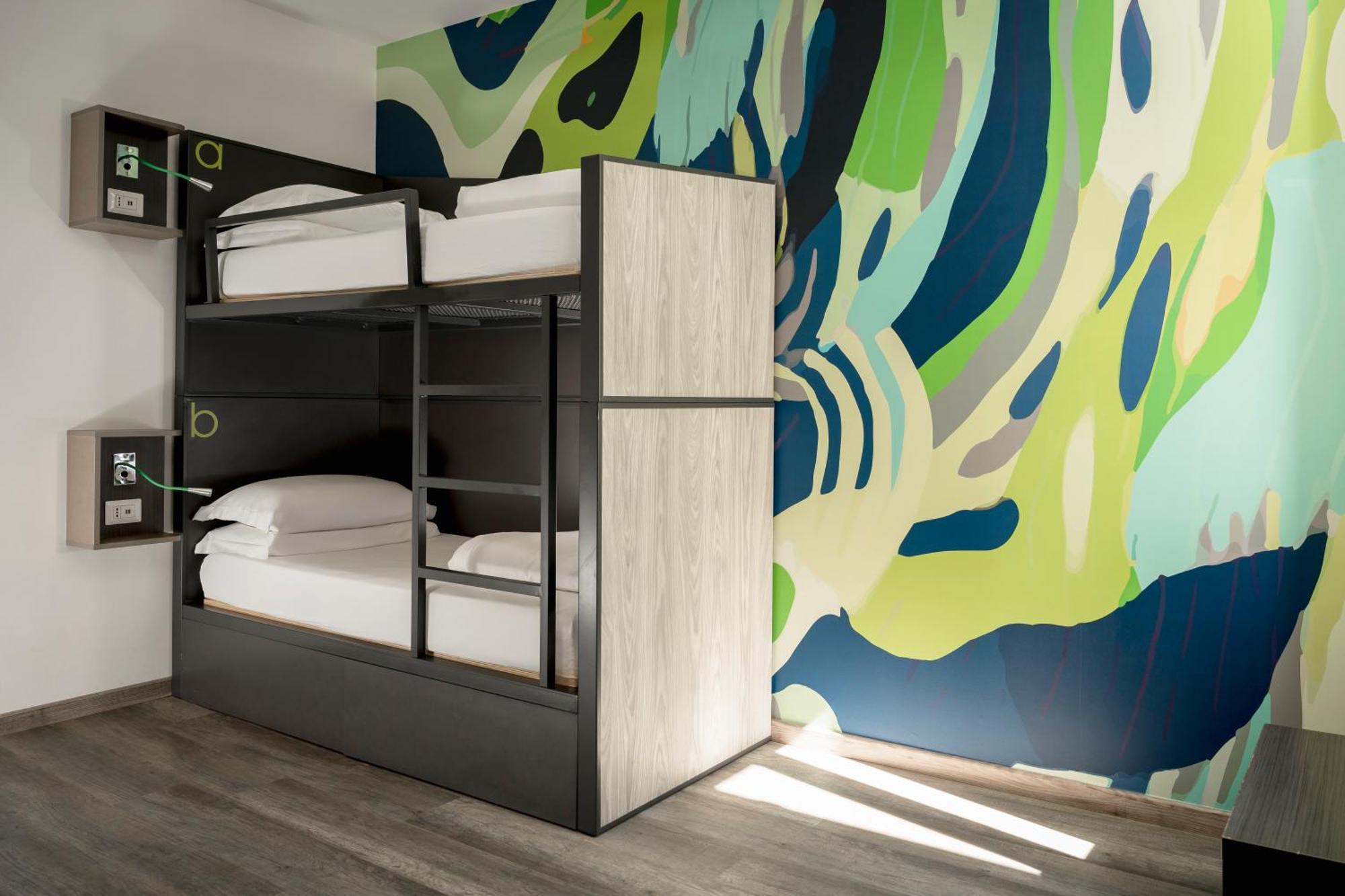 Twin Room Bunk Bed Private Bathroom