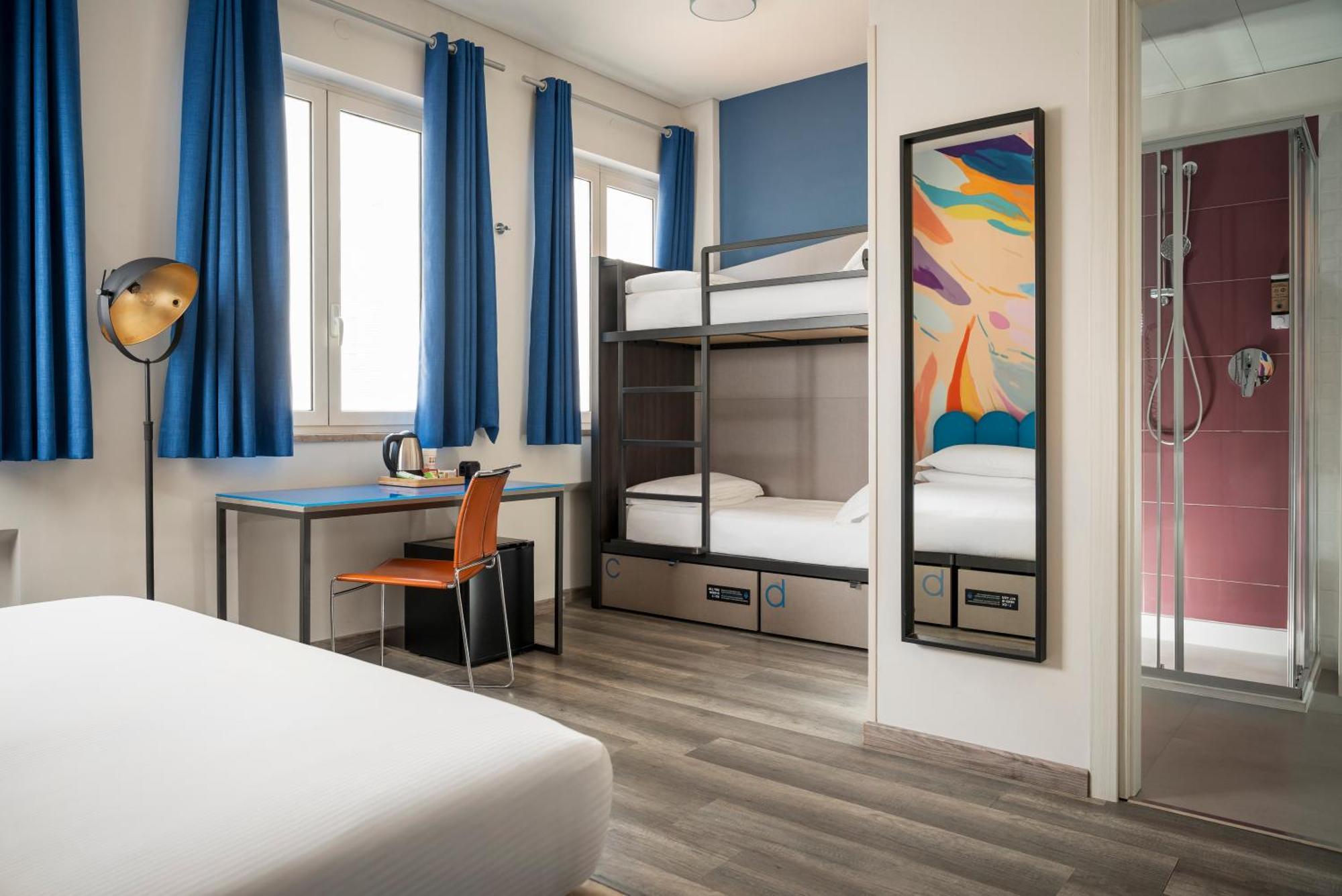 Quadruple Room Private Bathroom