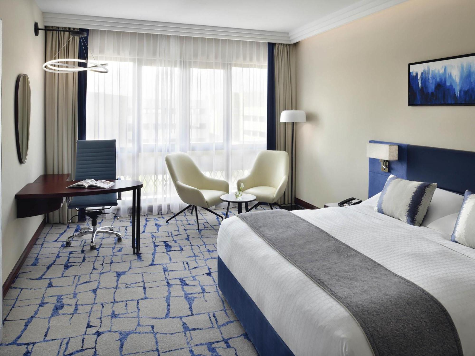 Deluxe Suite