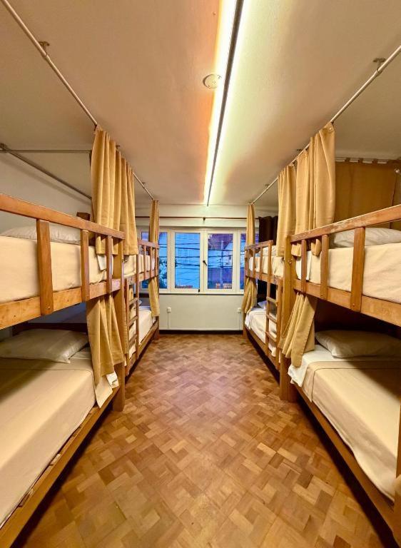 Bed 8-Bed Mixed Dormitory Room