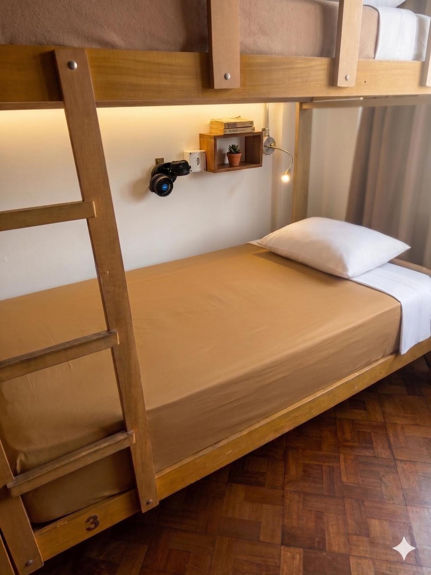 Bed 6-Bed Mixed Dormitory Room