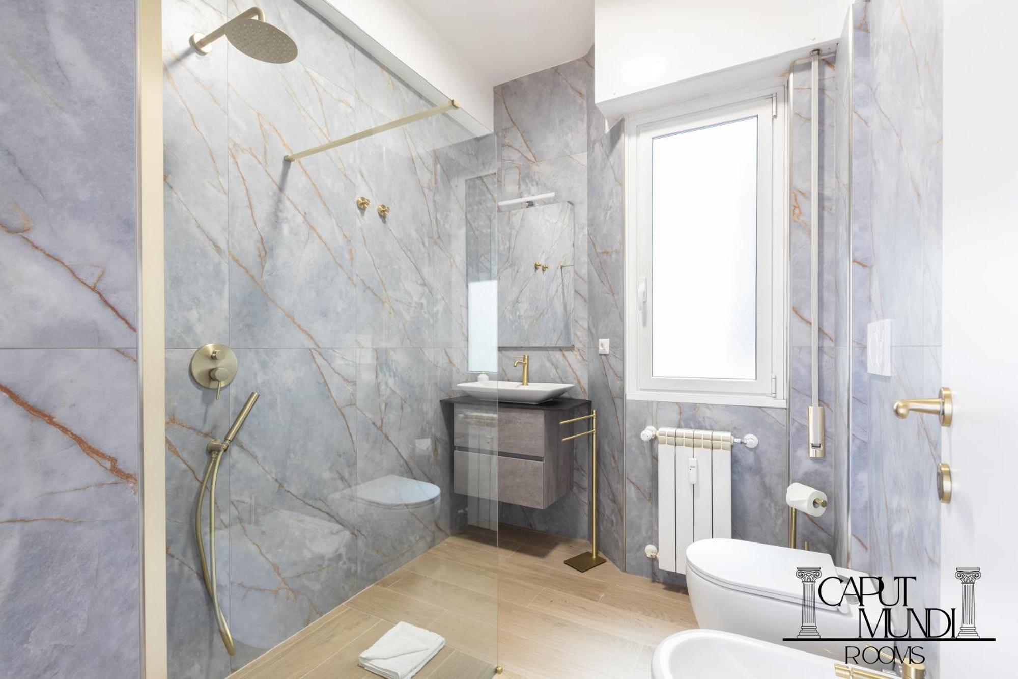 Quadruple Room Private Bathroom
