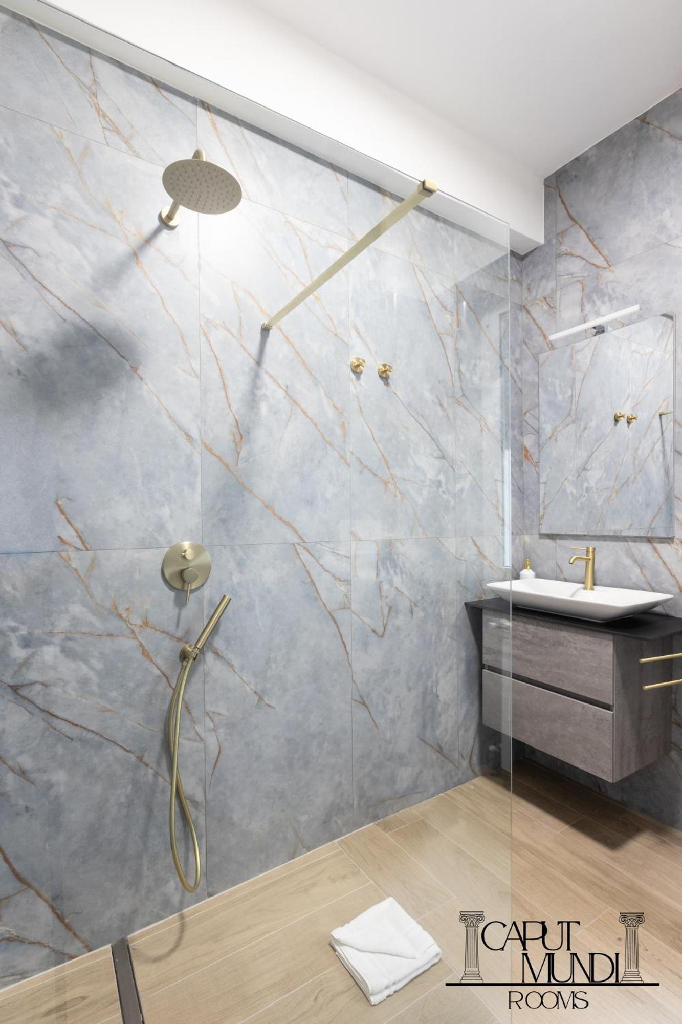 Quadruple Room Private Bathroom