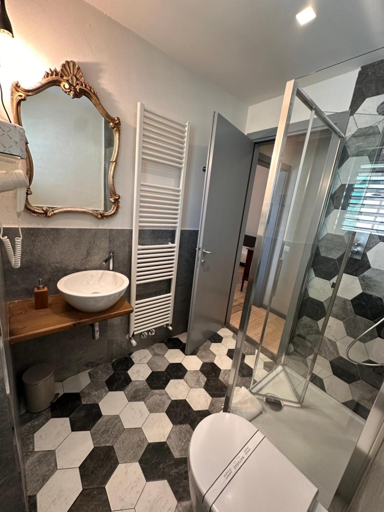 Large Double Room