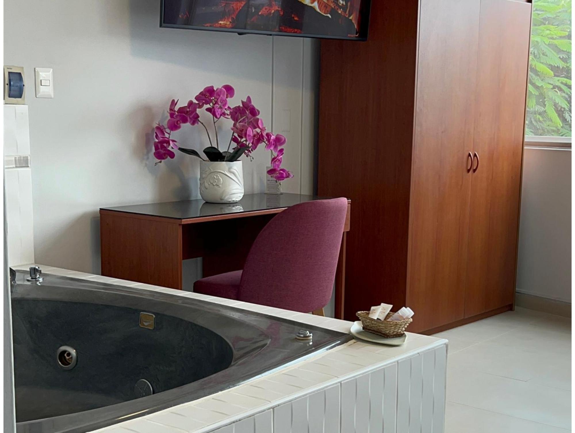 Deluxe Junior Suite