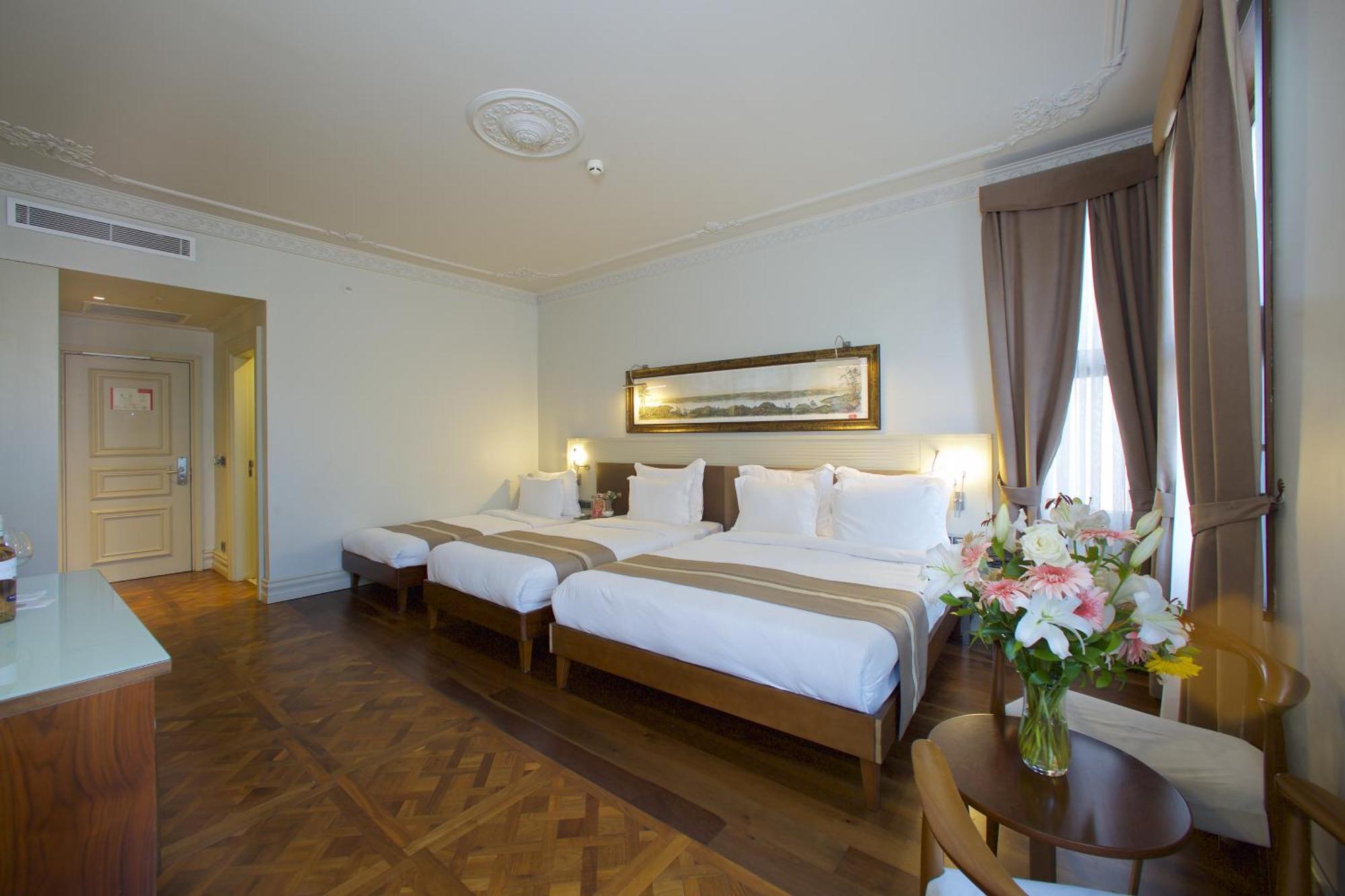 Comfort Quadruple Room