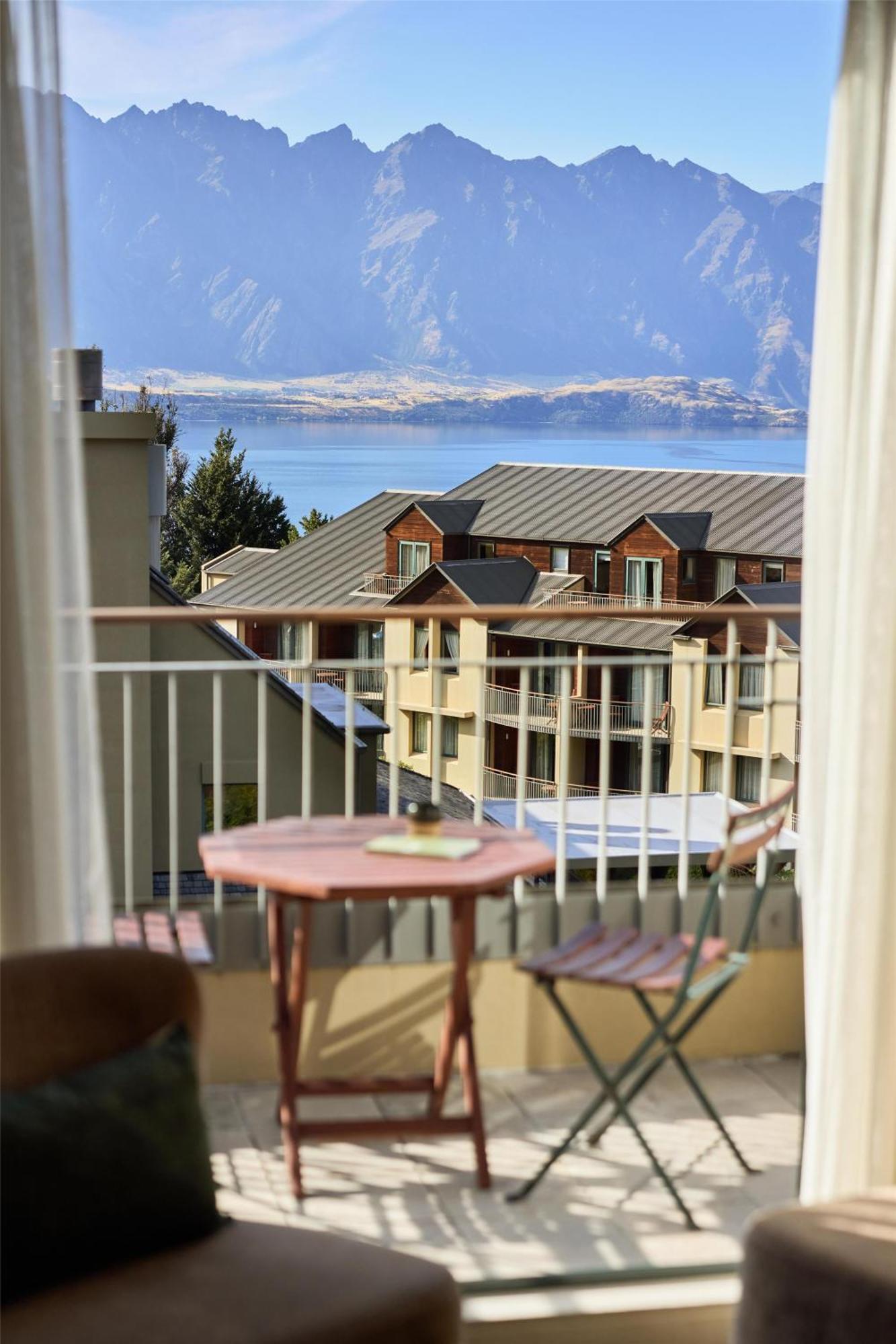 Premier Room with Lake View