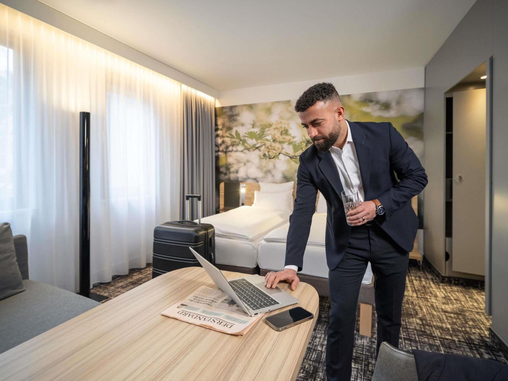 Junior Twin Suite