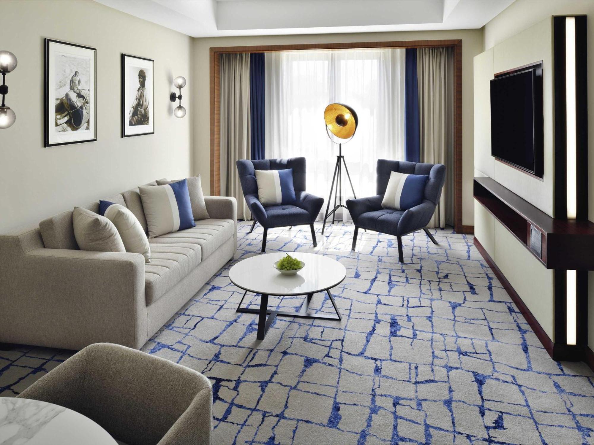 Deluxe Suite