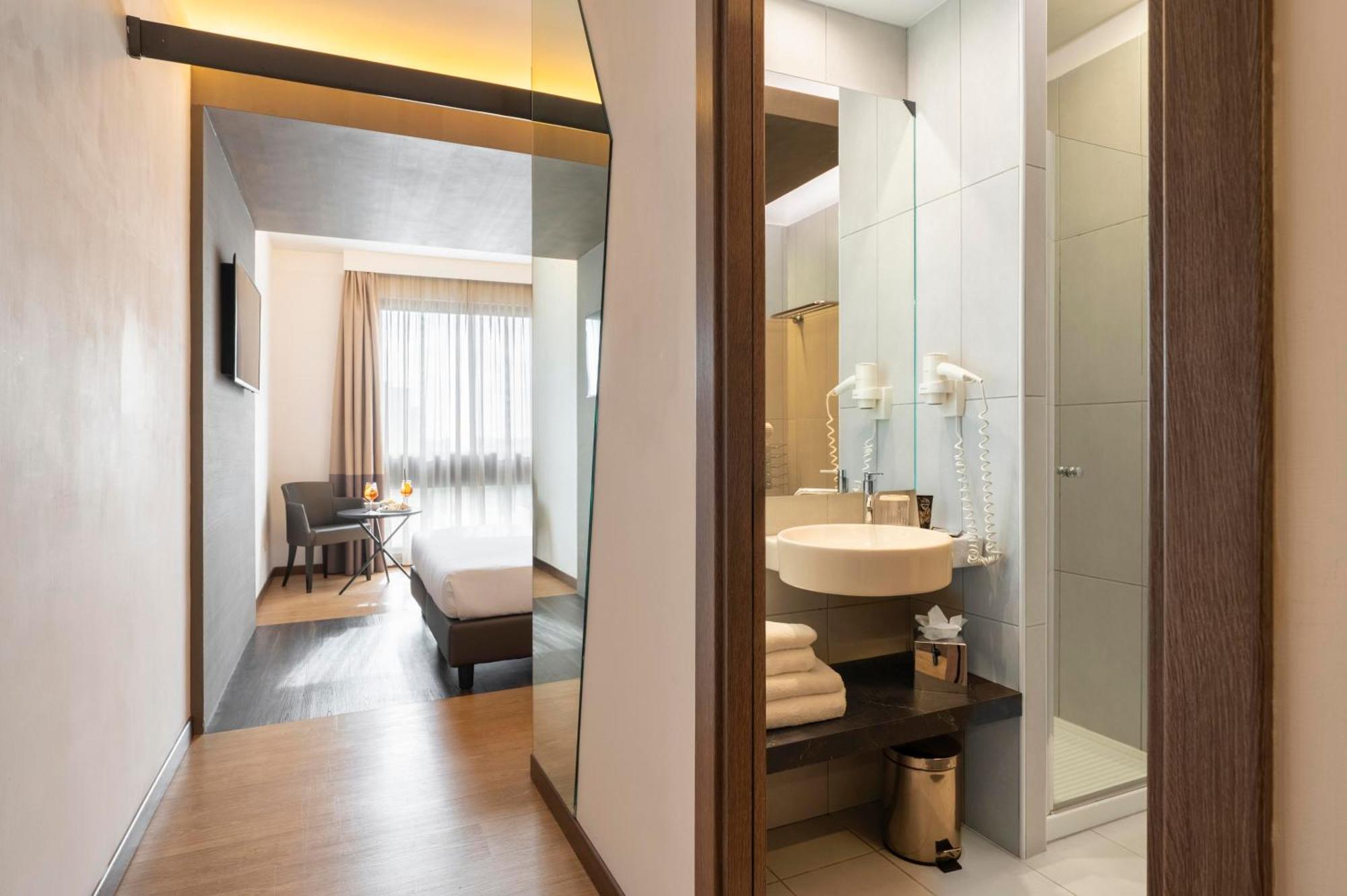 Comfort Double or Twin Room