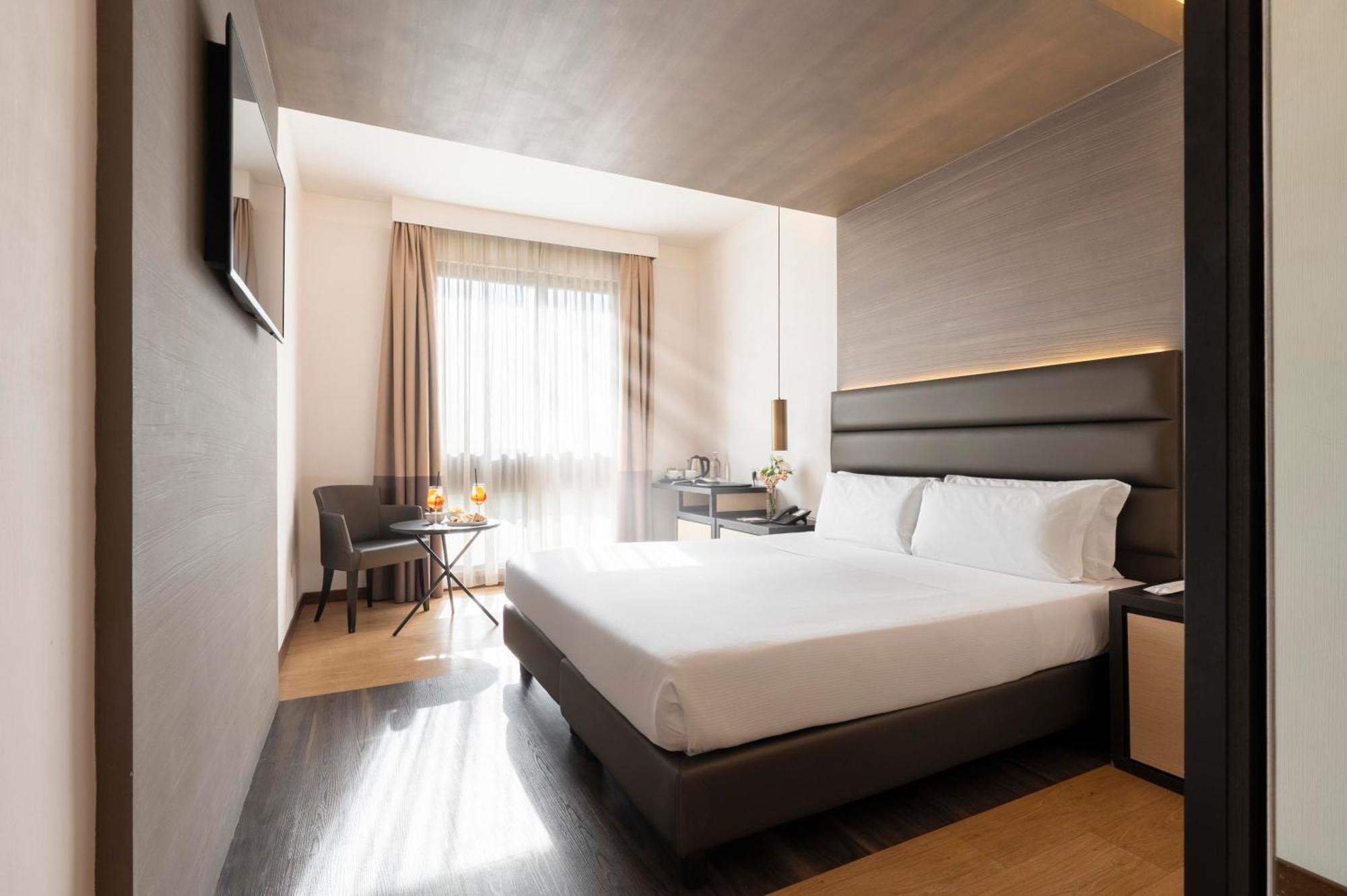 Classic Double or Twin Room
