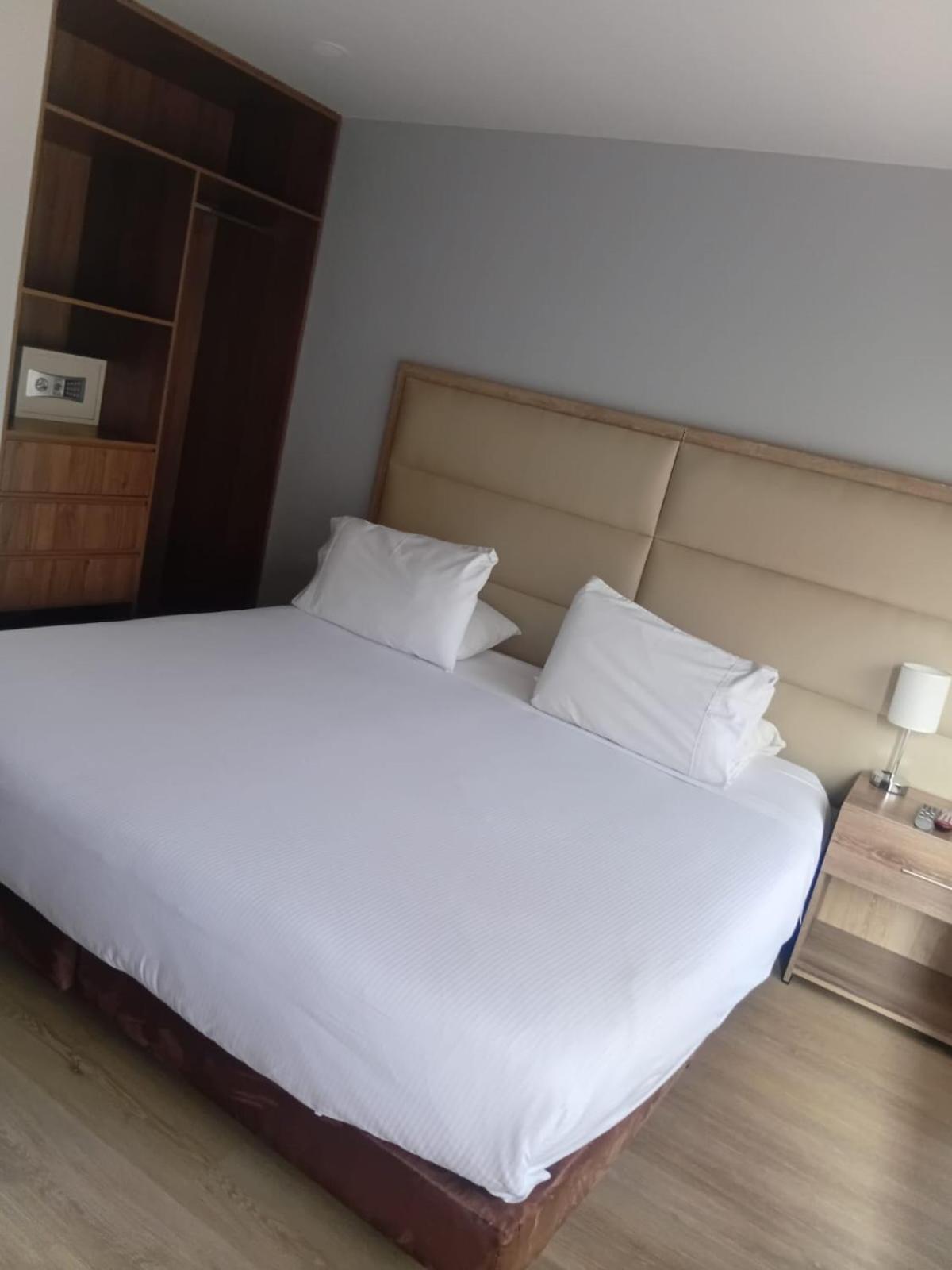 Standard King Room