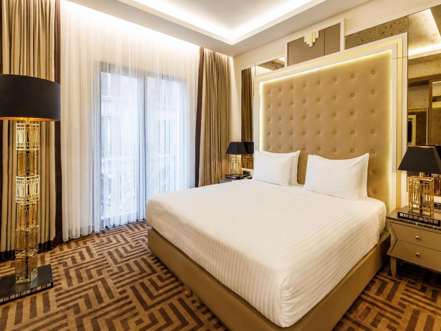 Deluxe King Room with Sea View