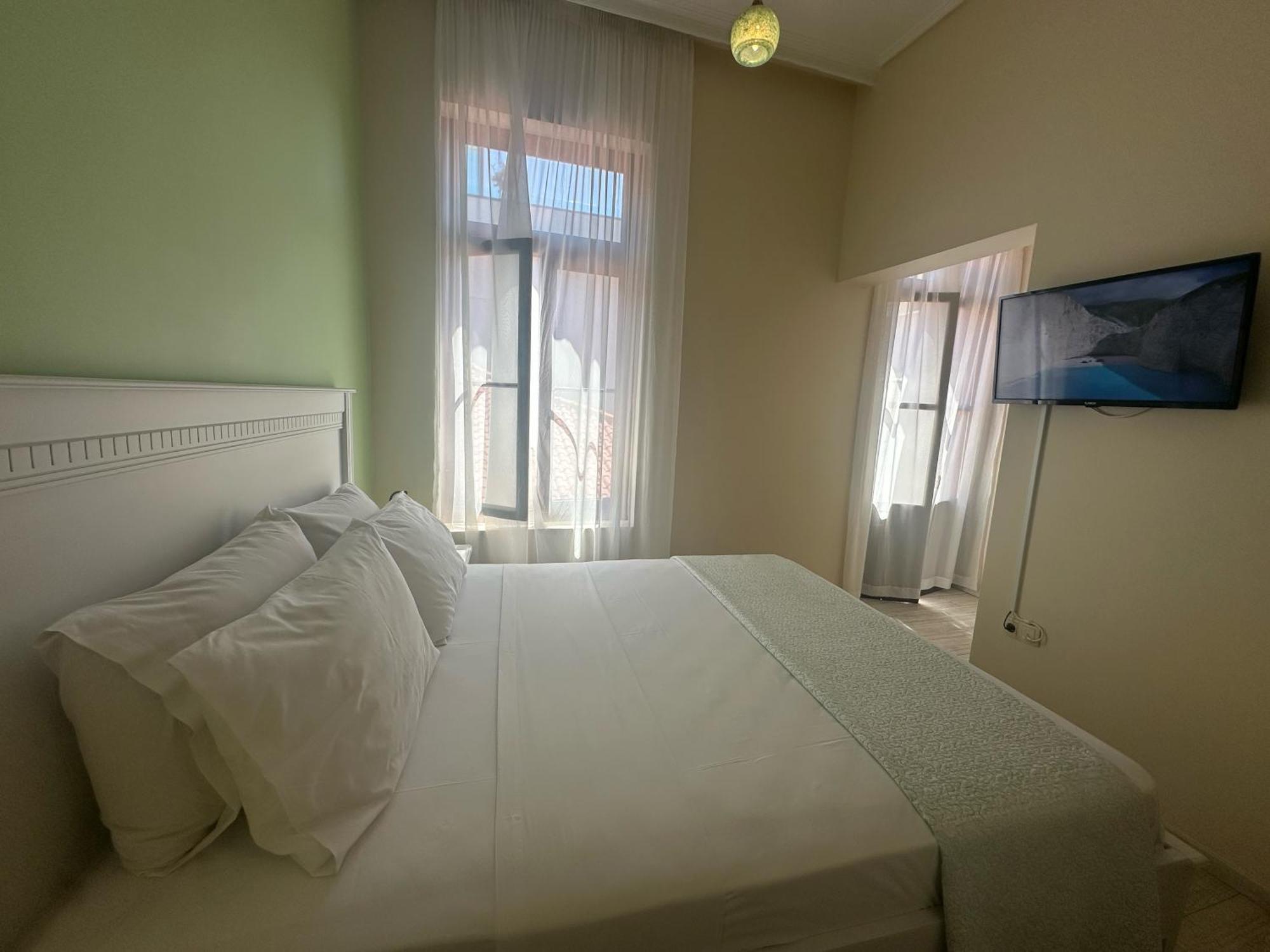 Deluxe Double Room Balcony
