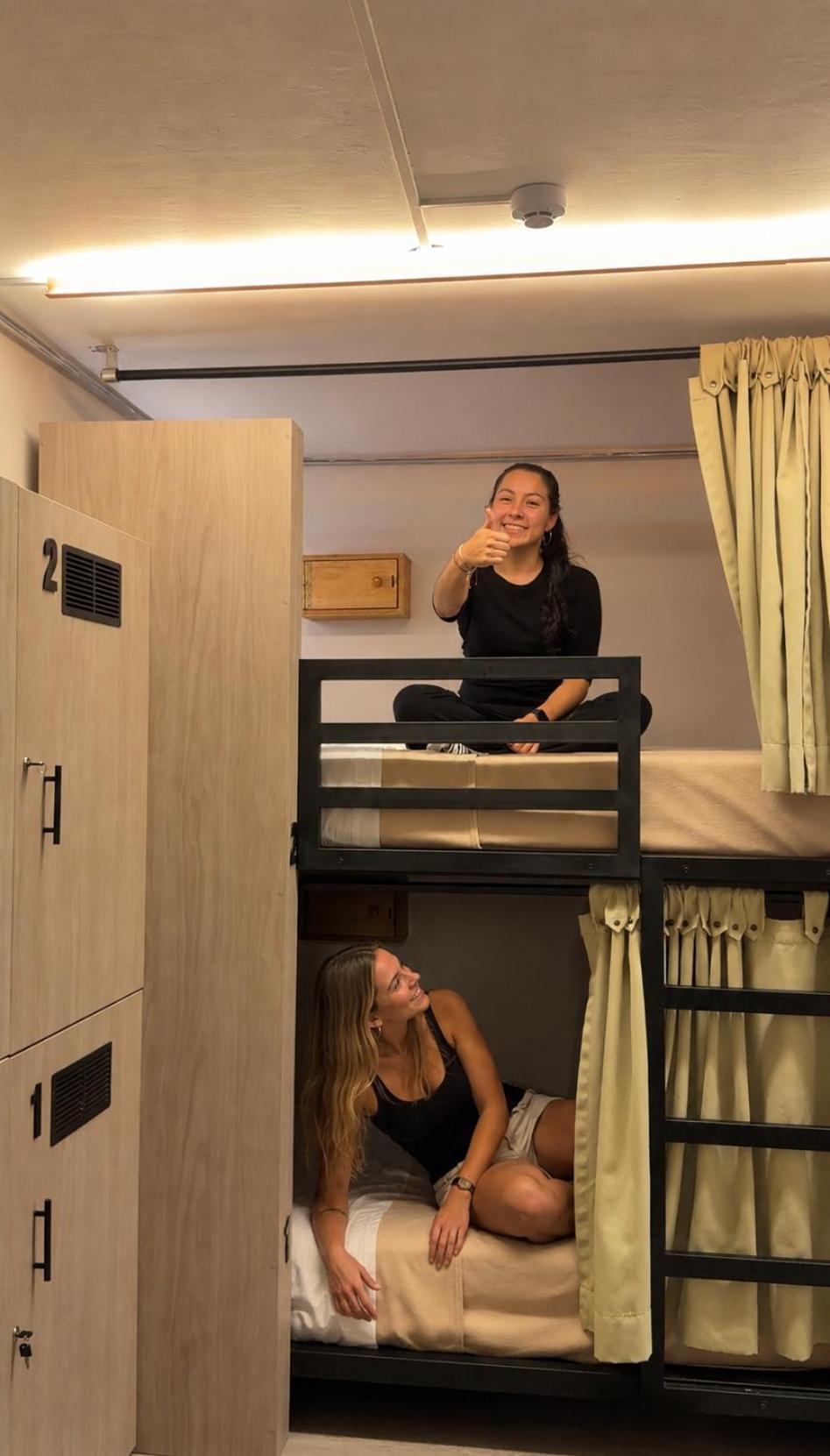 Bed 6-Bed Female Dormitory Room