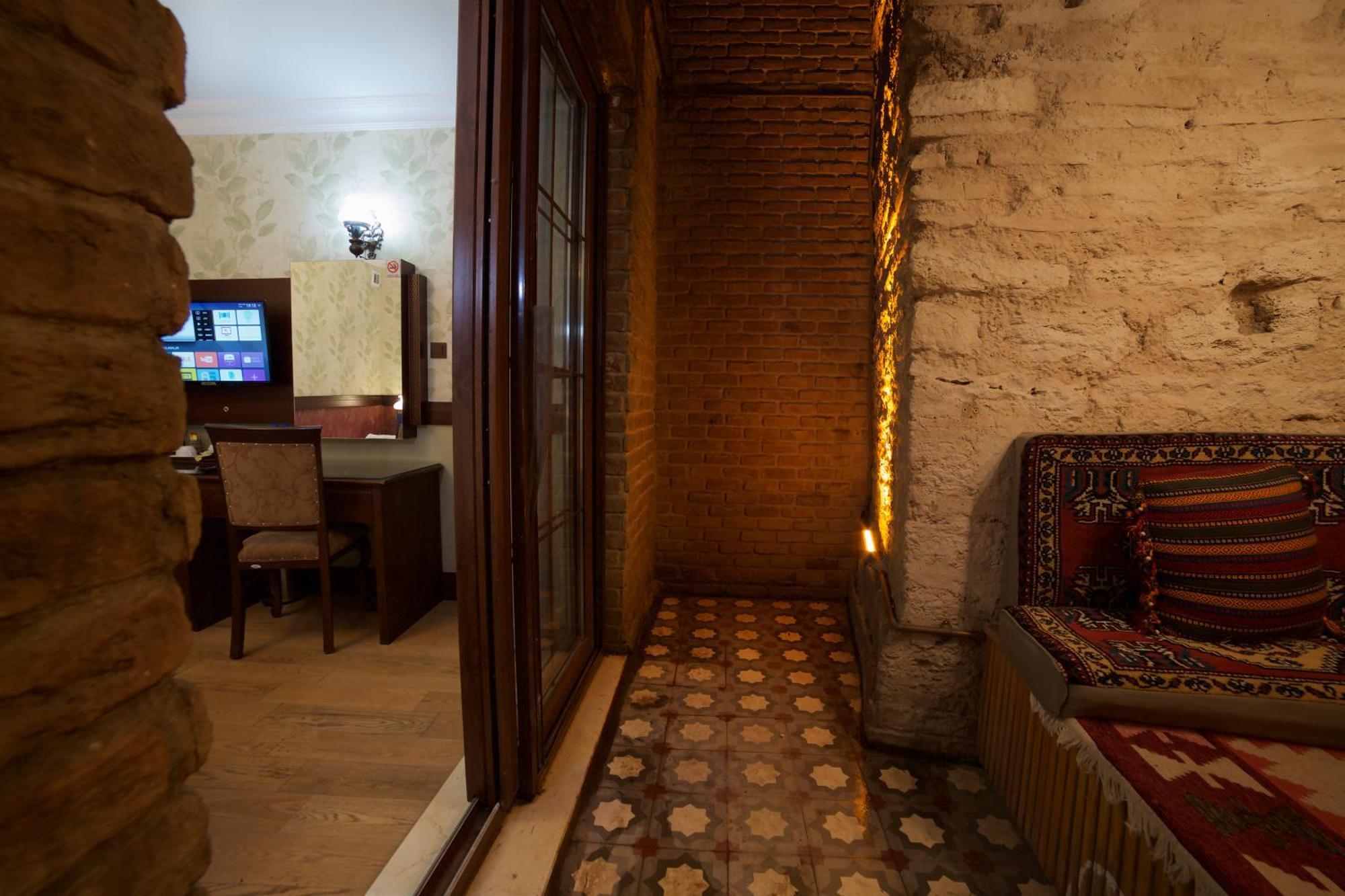 Double Room with Patio