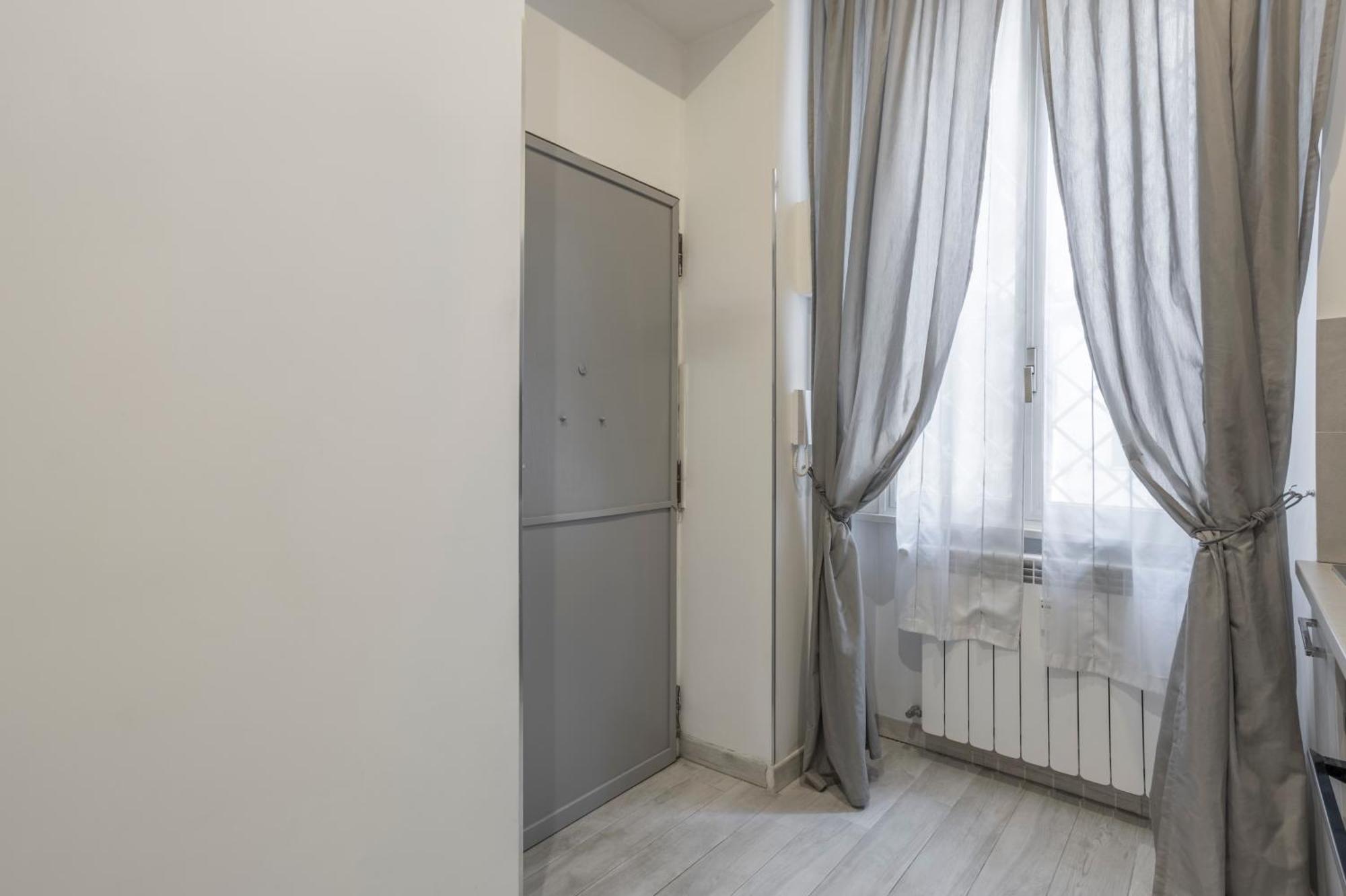 Deluxe Double Room City View