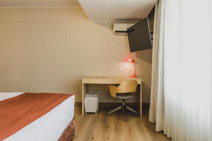 Premium King Room