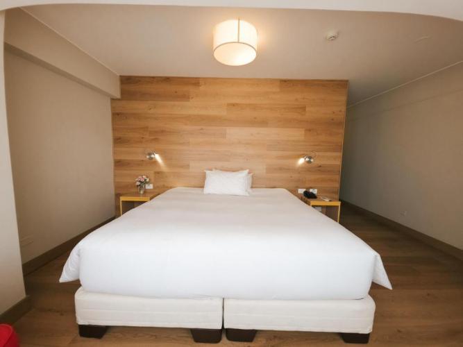 Premium King Room