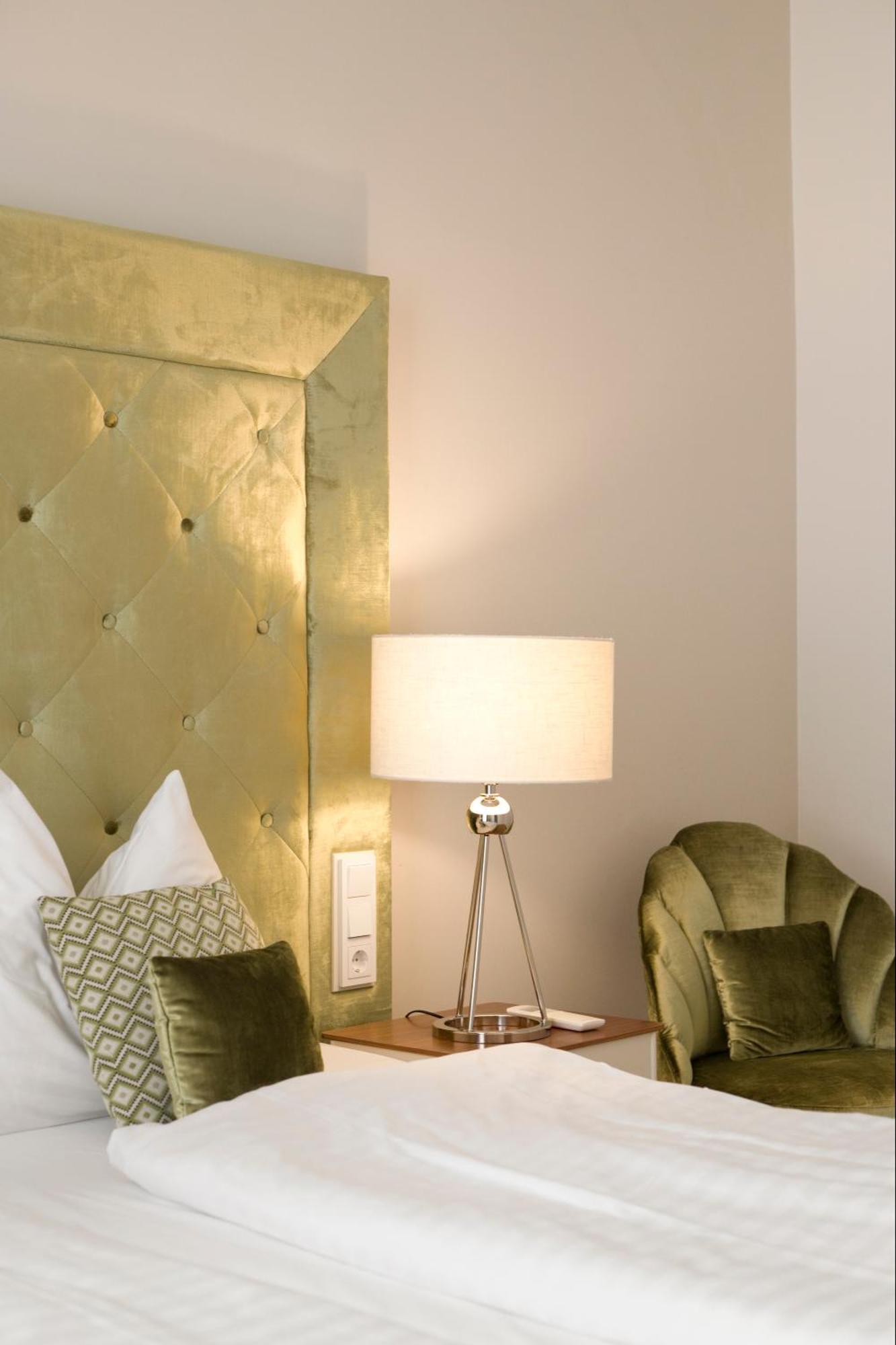 Superior Senior Suite