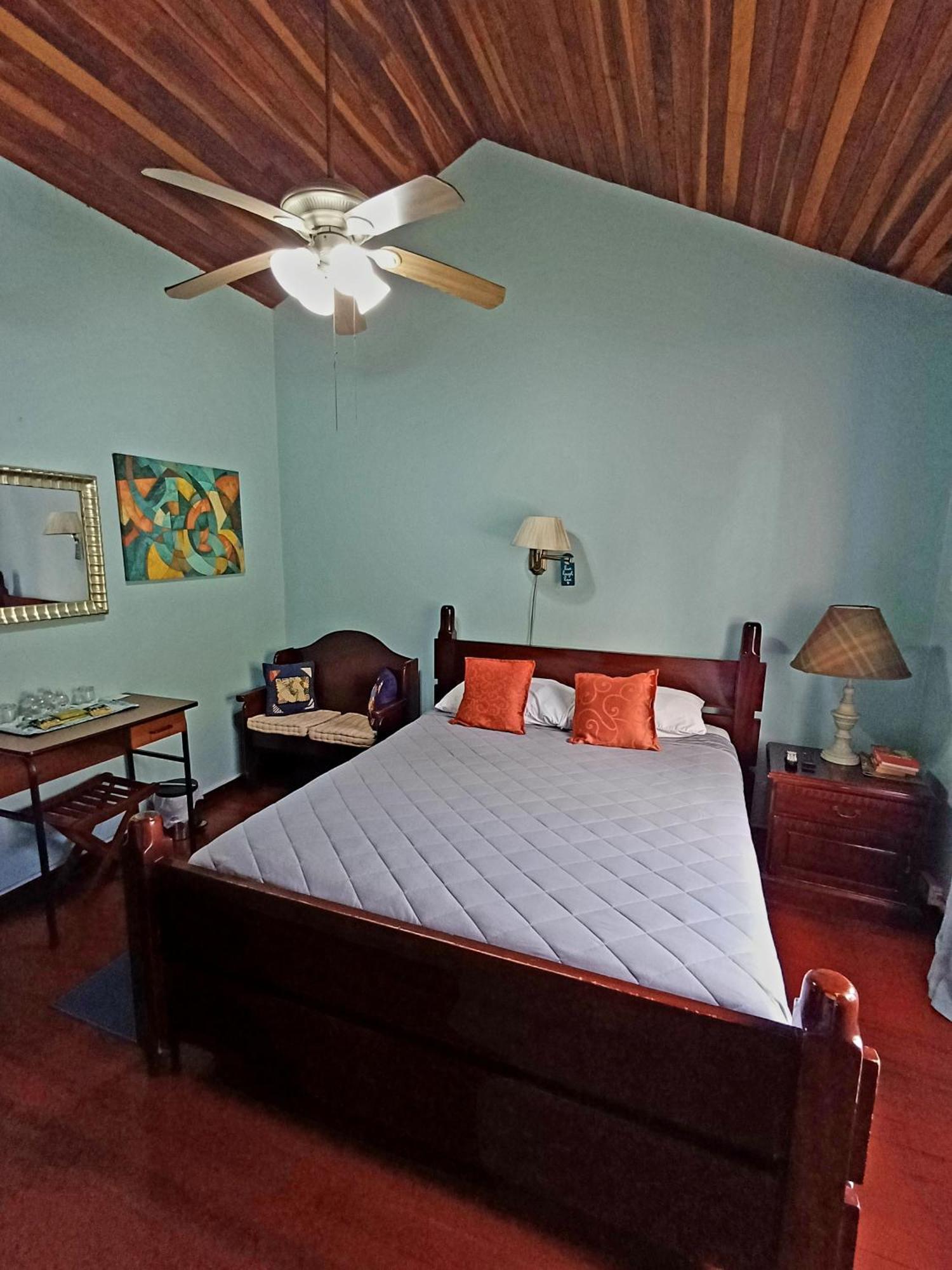 Queen Room