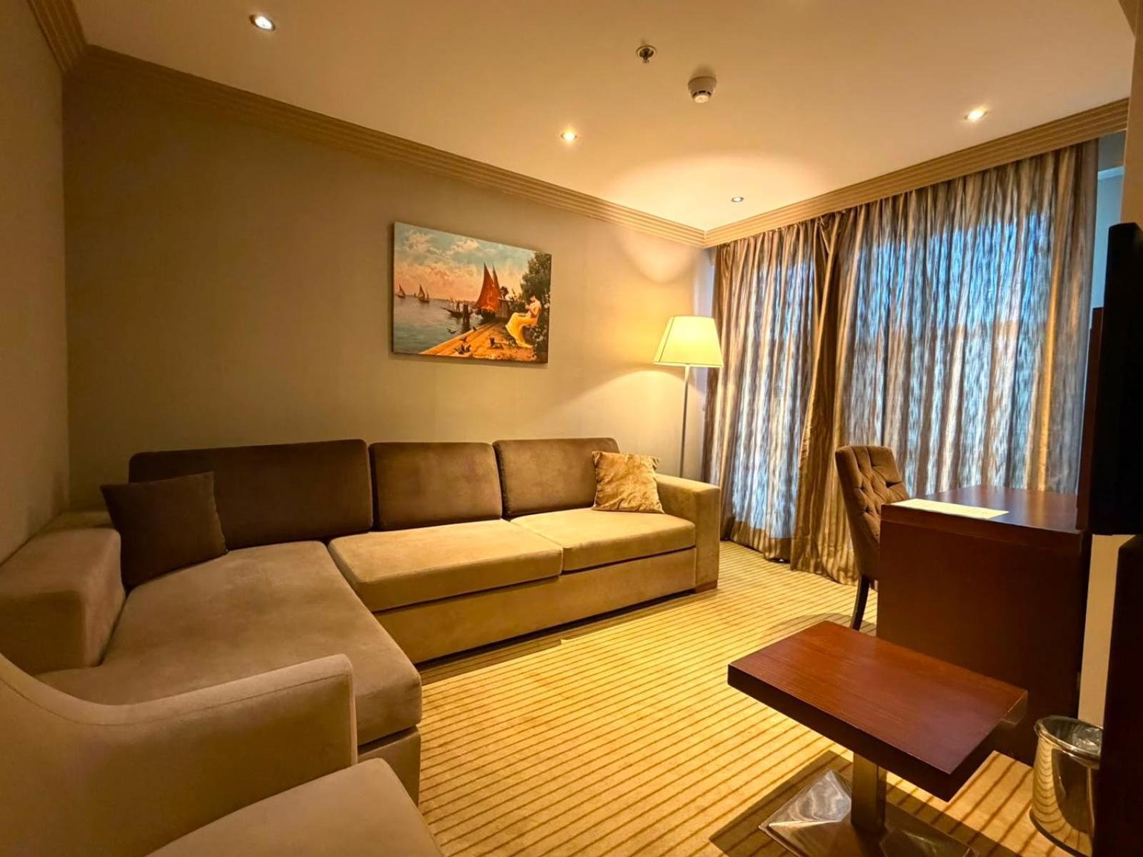 Suite Room
