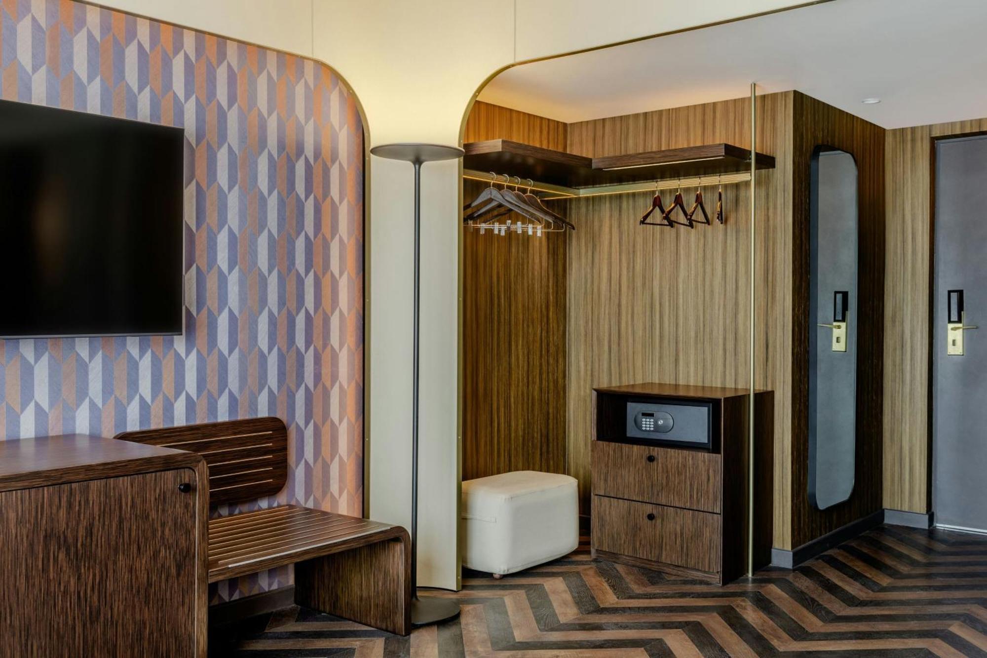 King Room Tower