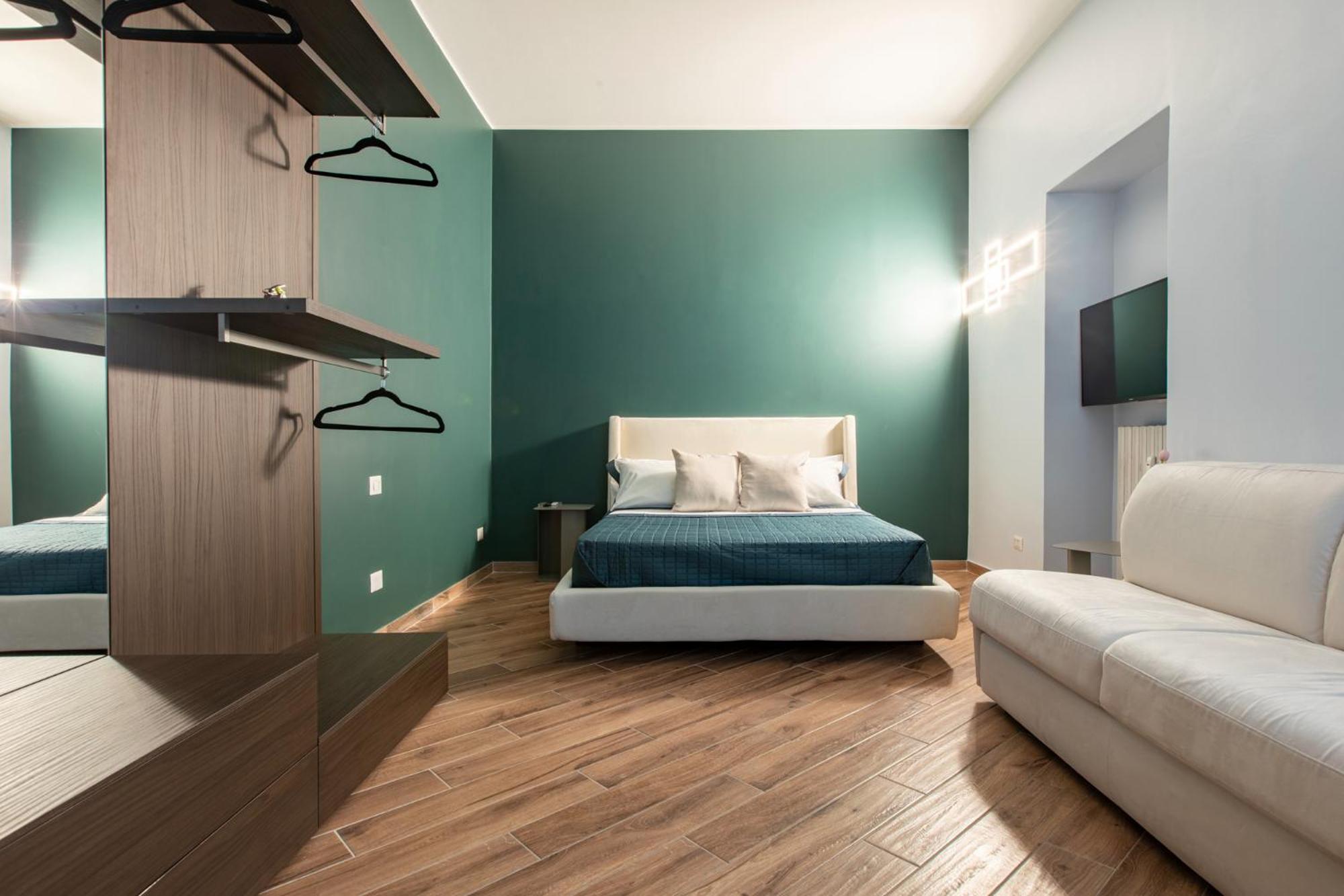 Deluxe Family Room