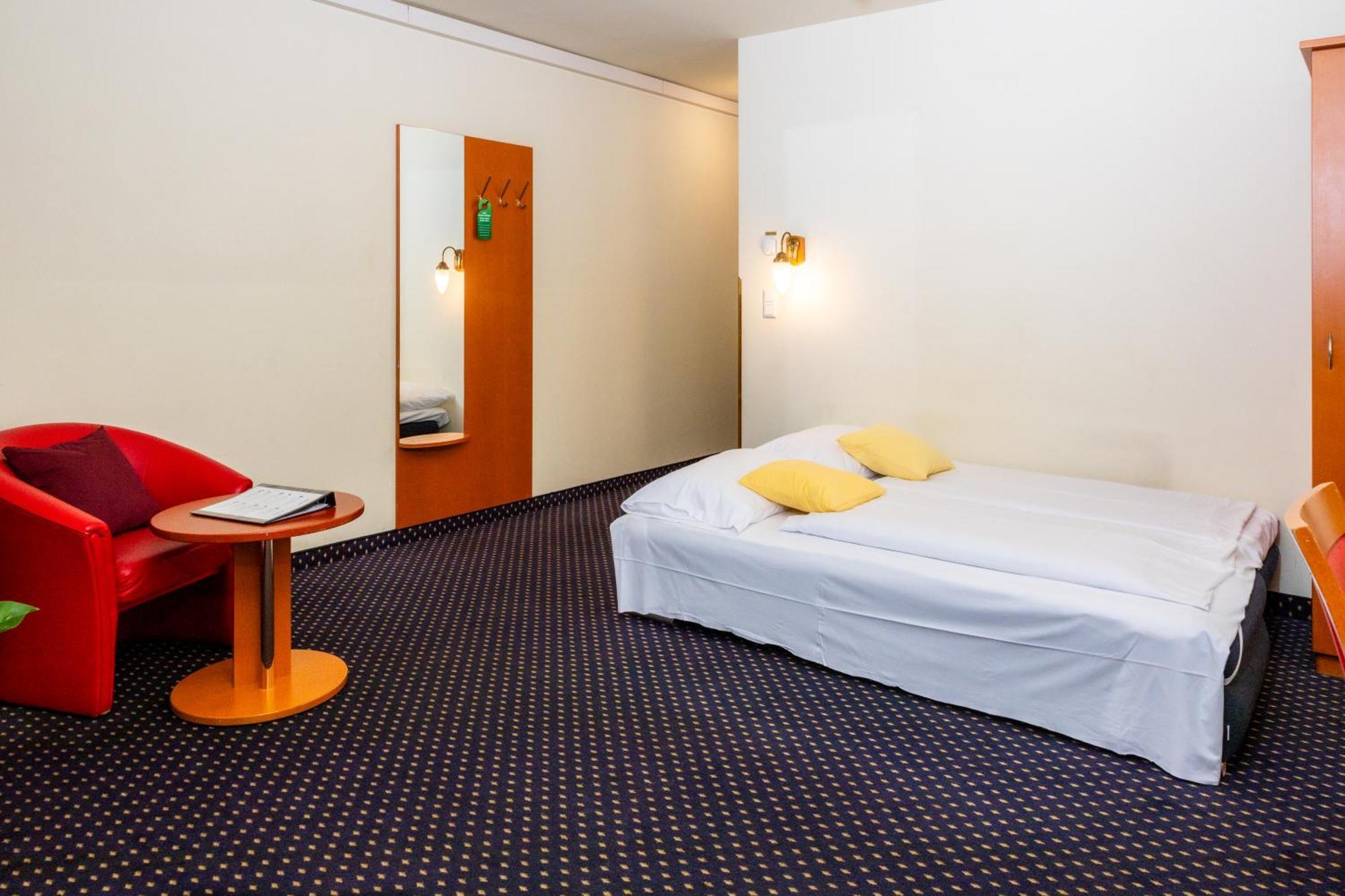 Standard Suite