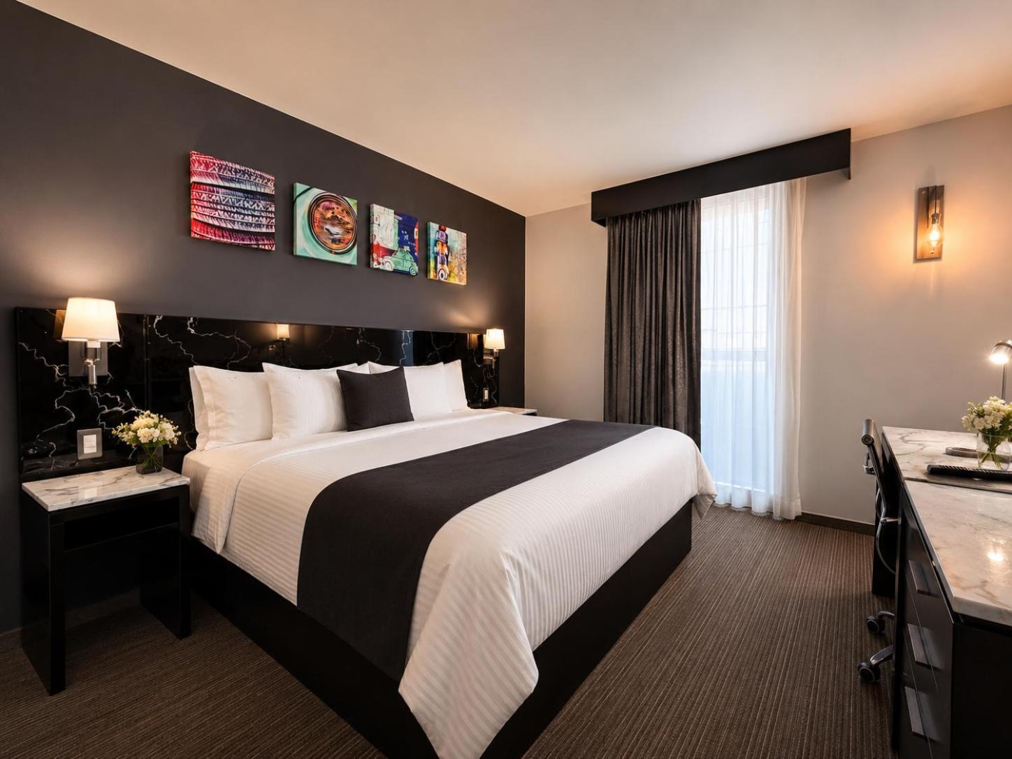 Superior King Room