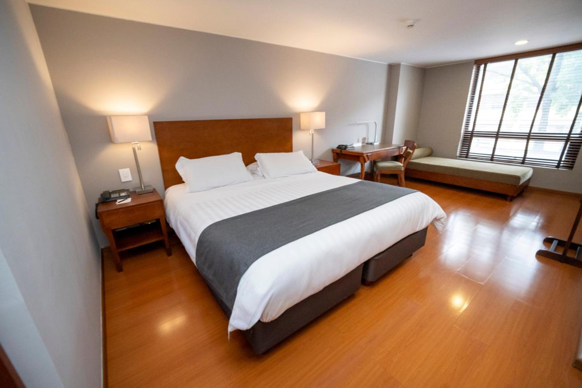 Superior Queen Room