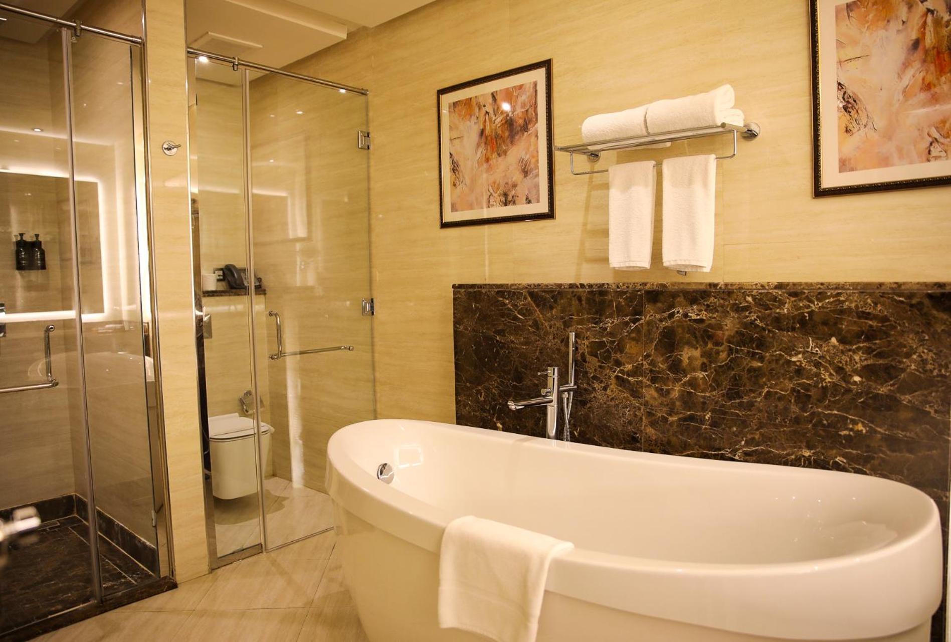 One-Bedroom Suite
