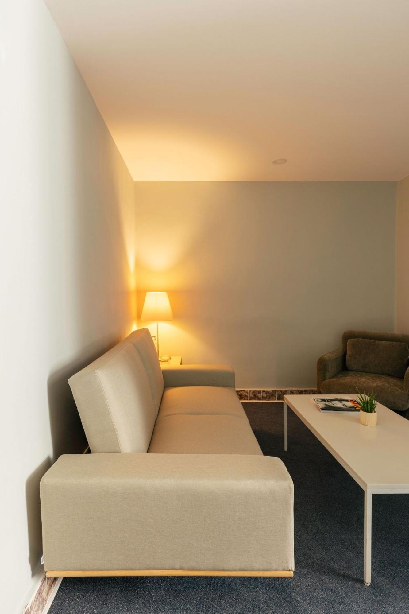 Premium Suite Balcony & City View