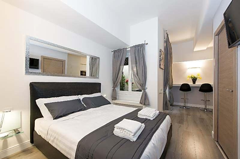 Double Room Patio