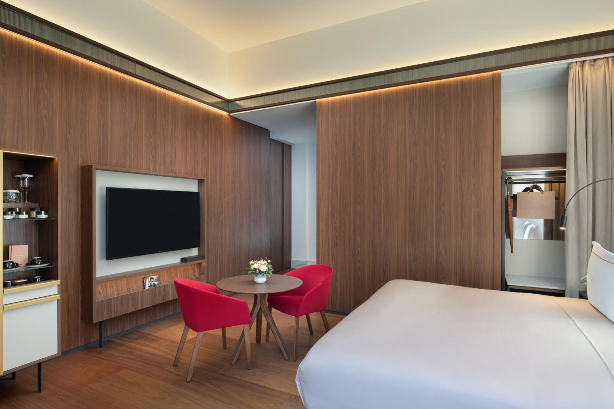 Two Bedrooms Interconnecting Premium Room Spa Access