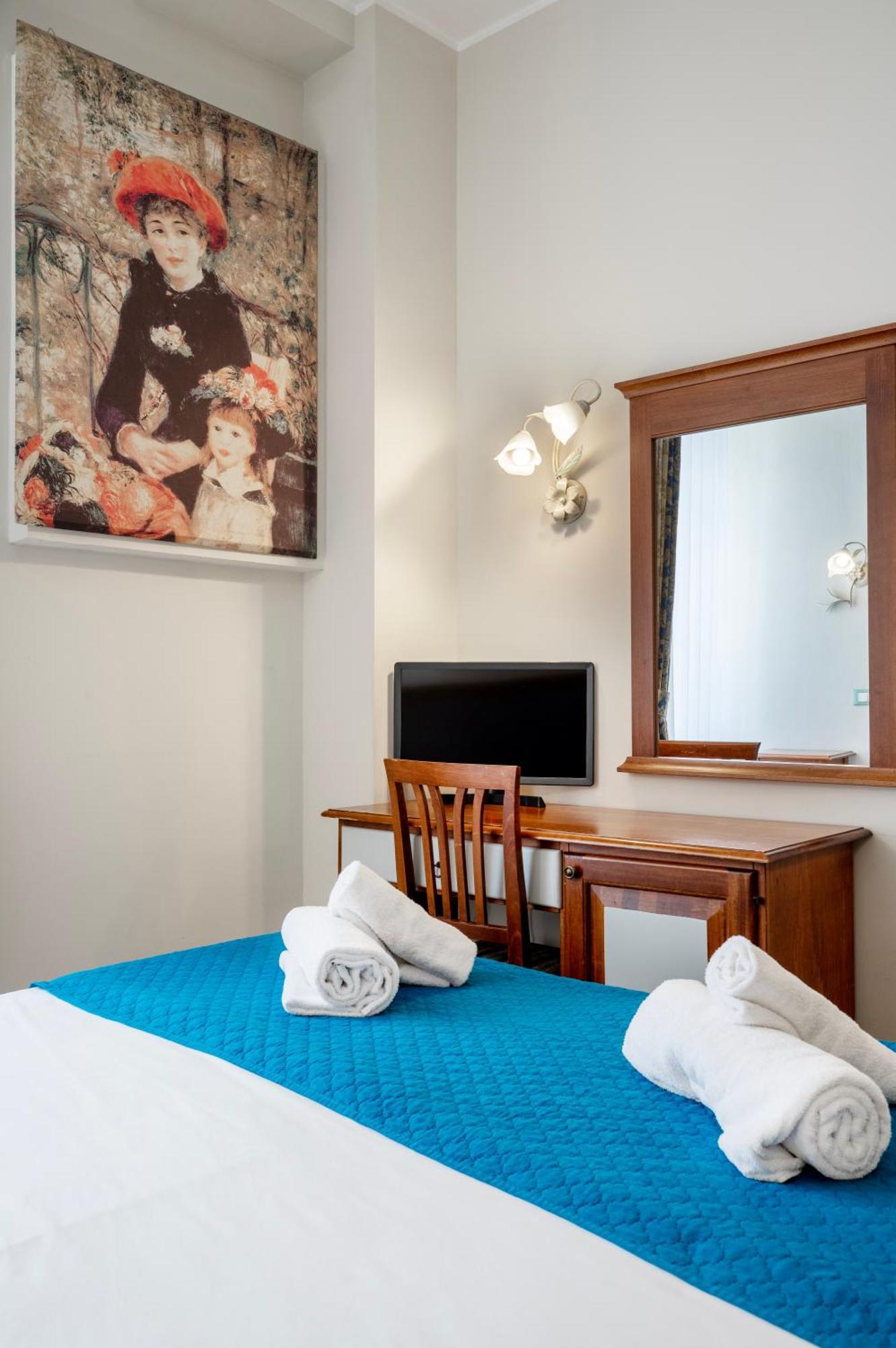 Double or Twin Room Separate Building